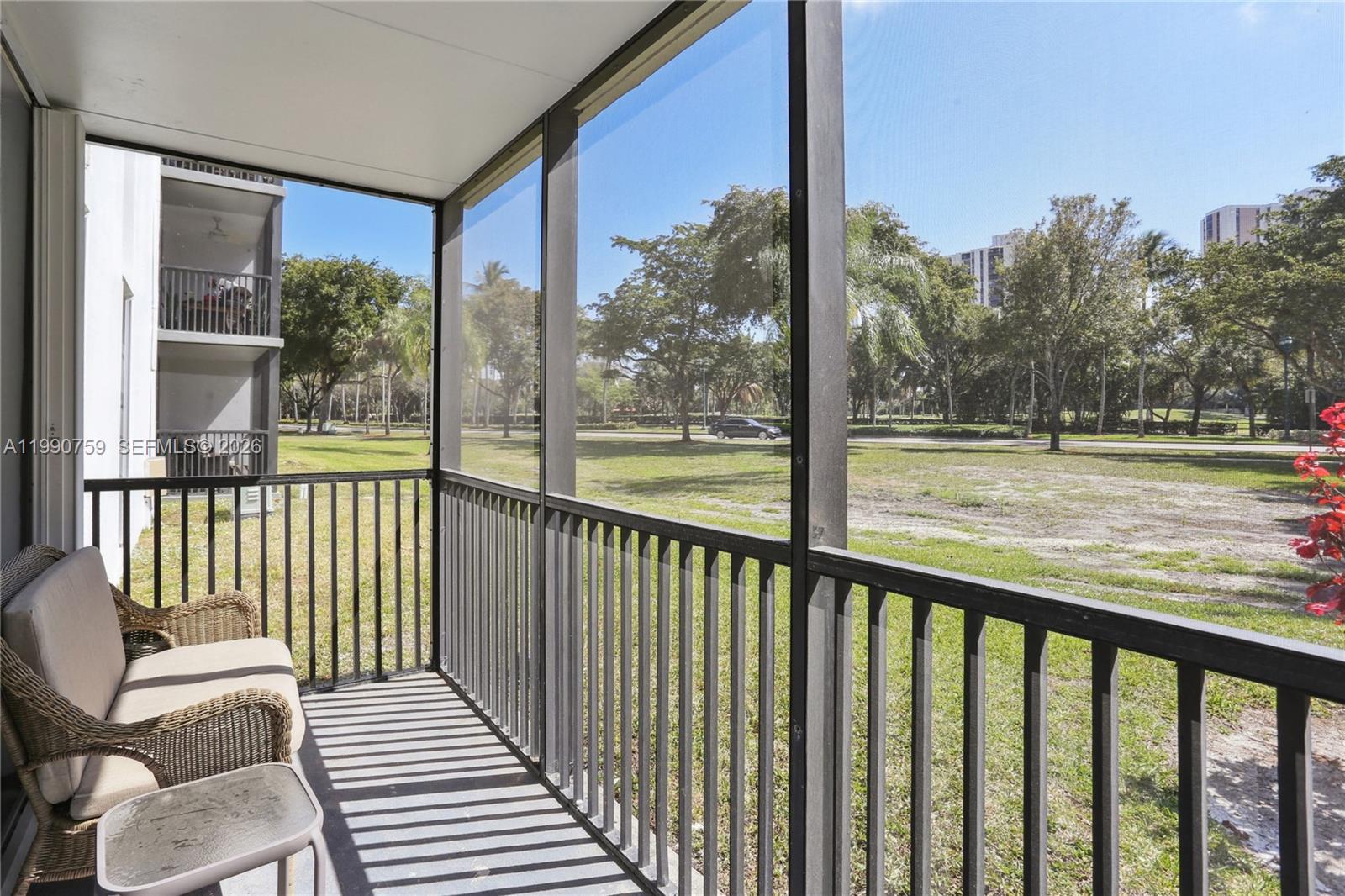 BRAVURA II CONDO - Residential