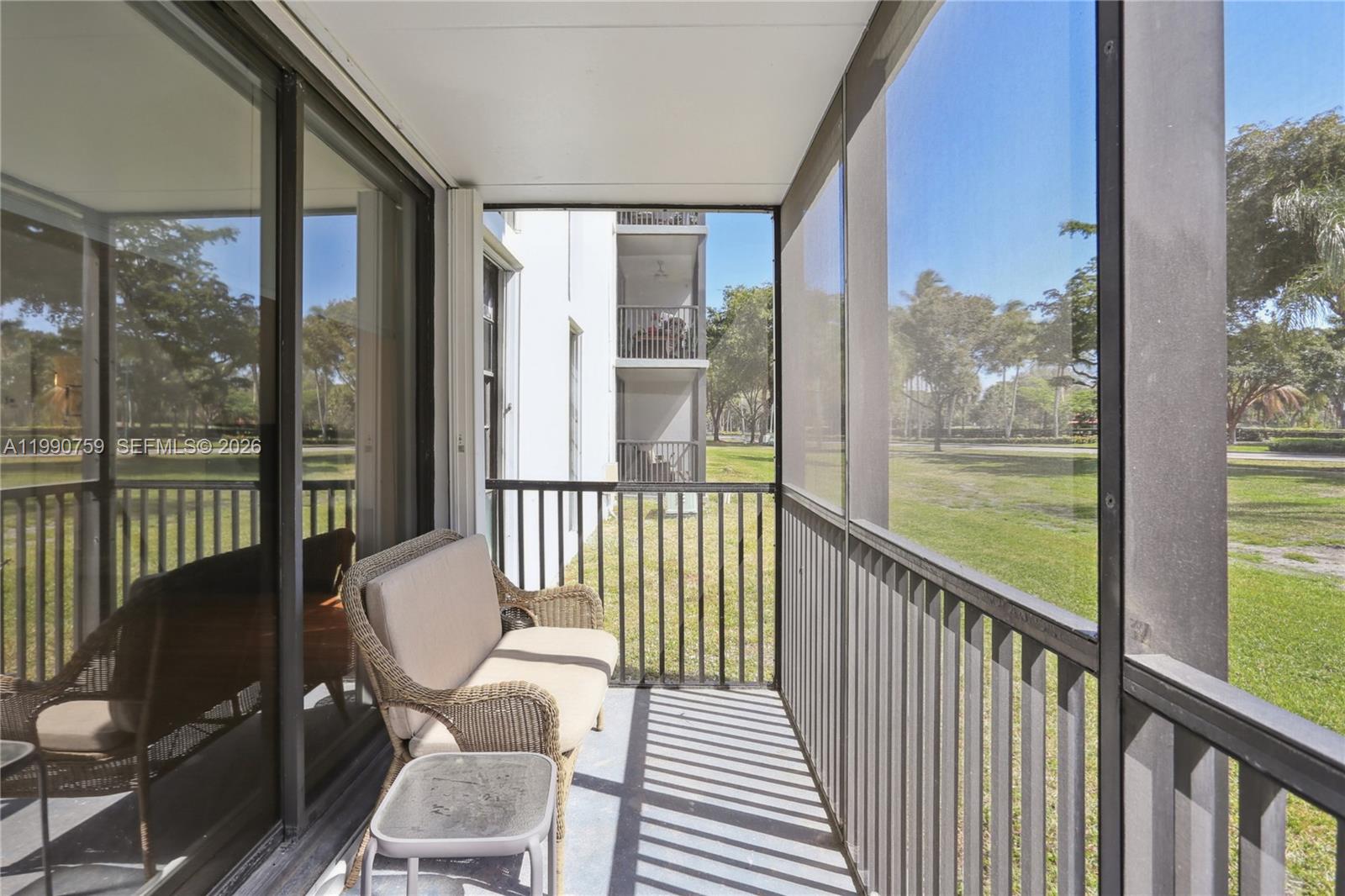 BRAVURA II CONDO - Residential