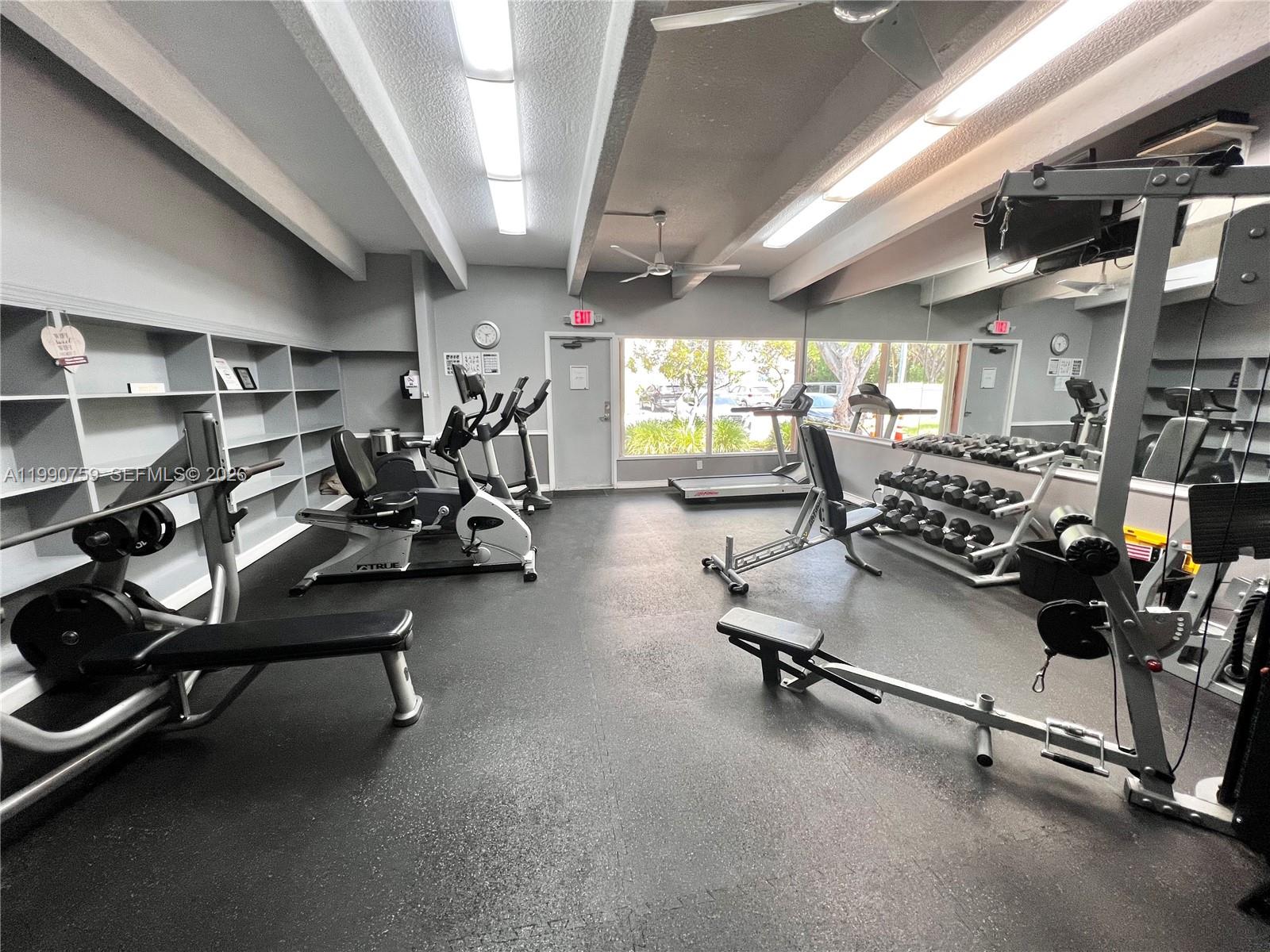 BRAVURA II CONDO - Residential