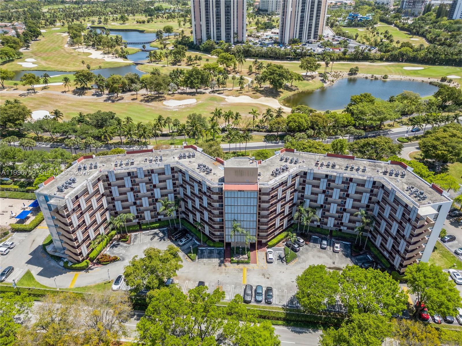 BRAVURA II CONDO - Residential