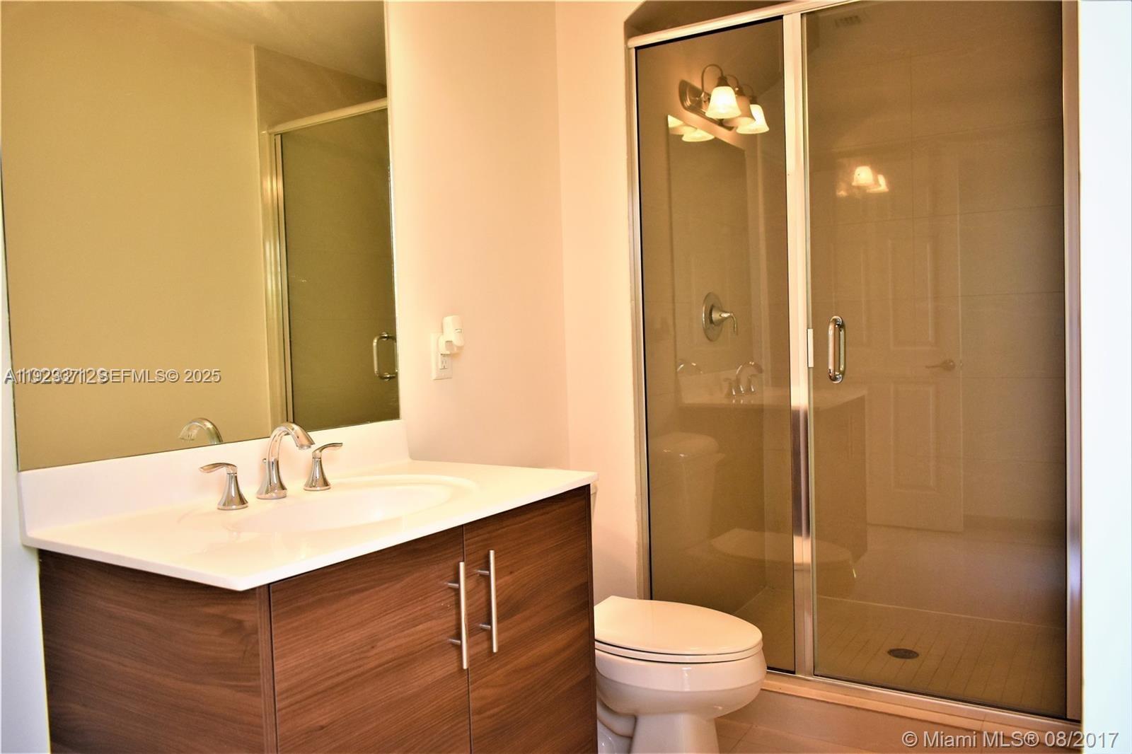 VINTAGE ESTATES - Residential Lease