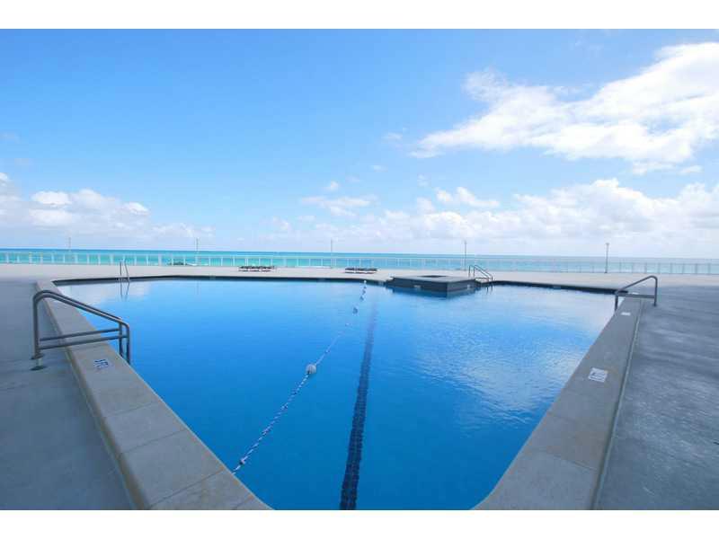 3 BEDROOMS 2 BATH, ALL TILES , OPEN KITCHEN , BALCONY FACING COLLINS AVE, VERY CLEAN UNIT, LOWEST PRICE FOR 3 BEDROOM. '''WONT LAST LONG'''PRICE IS FIRM. GOOD CREDIT AND INCOME CLEAN BACKGROUND . 2-3 WEEKS FOR ASSOCIATION APPROVAL.