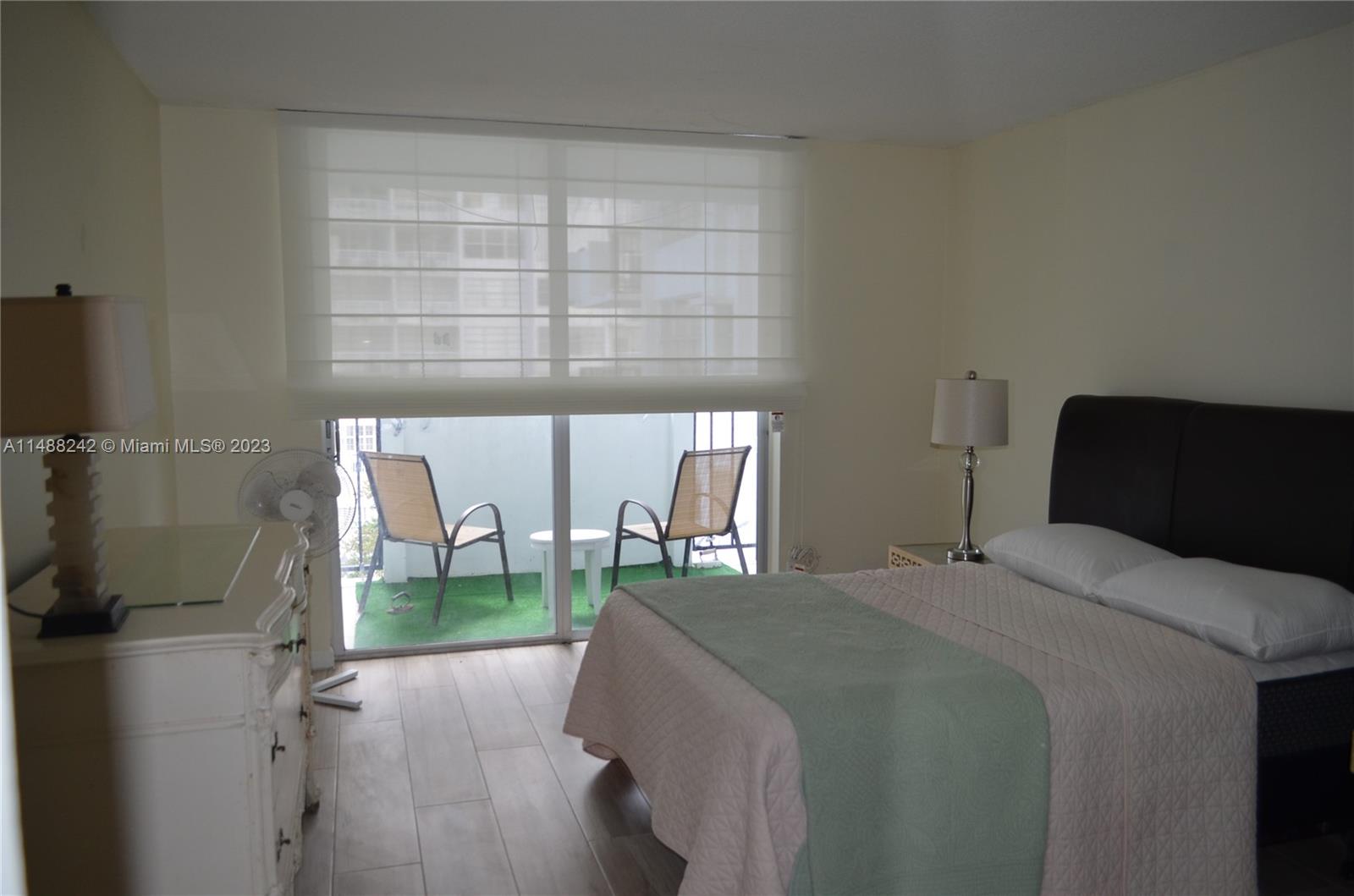COMMODORE PLAZA CONDO - Residential