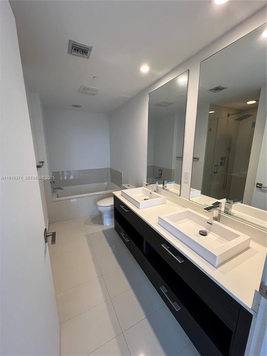 BRICKELL HEIGHTS WEST CON - Residential Lease