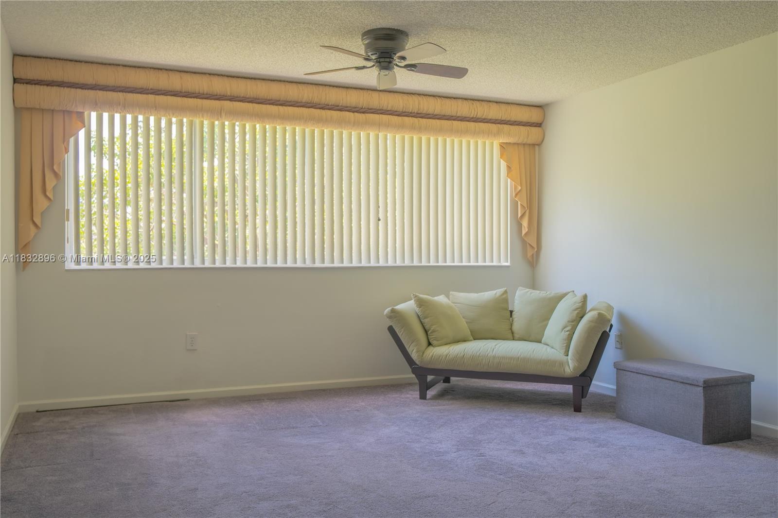 2541 N Nob Hill Rd 309