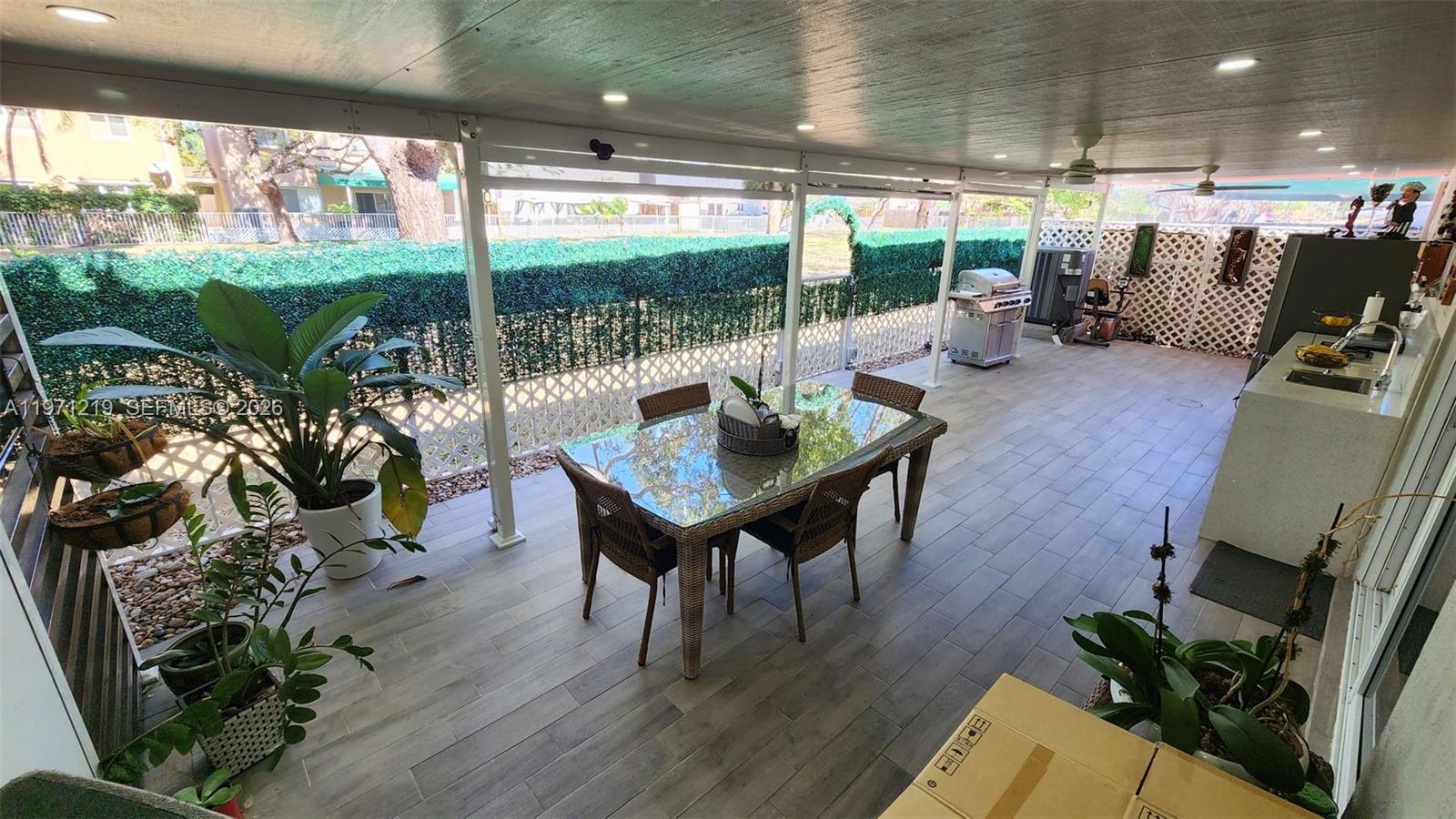 FOREST LAKES VILLAS - Residential