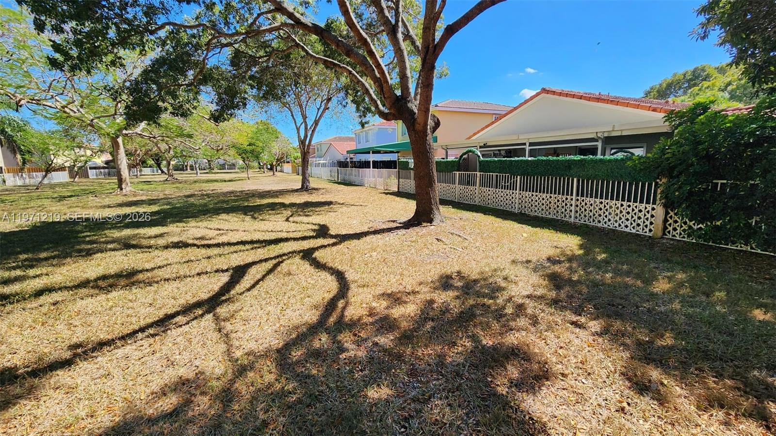 FOREST LAKES VILLAS - Residential