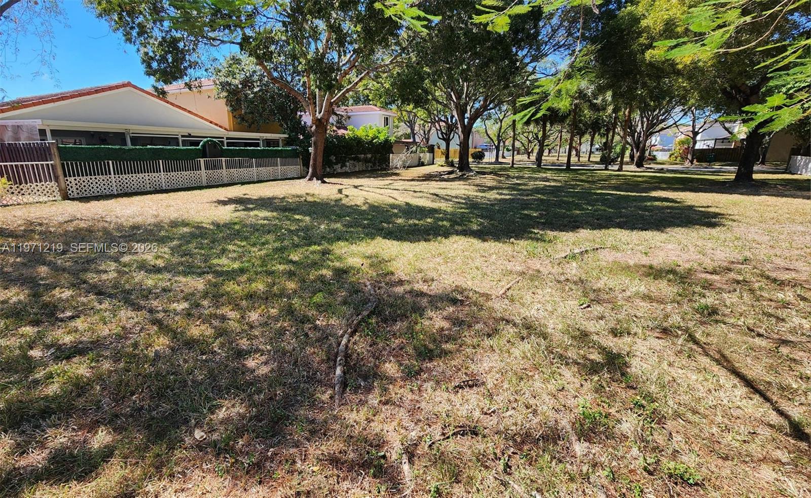 FOREST LAKES VILLAS - Residential