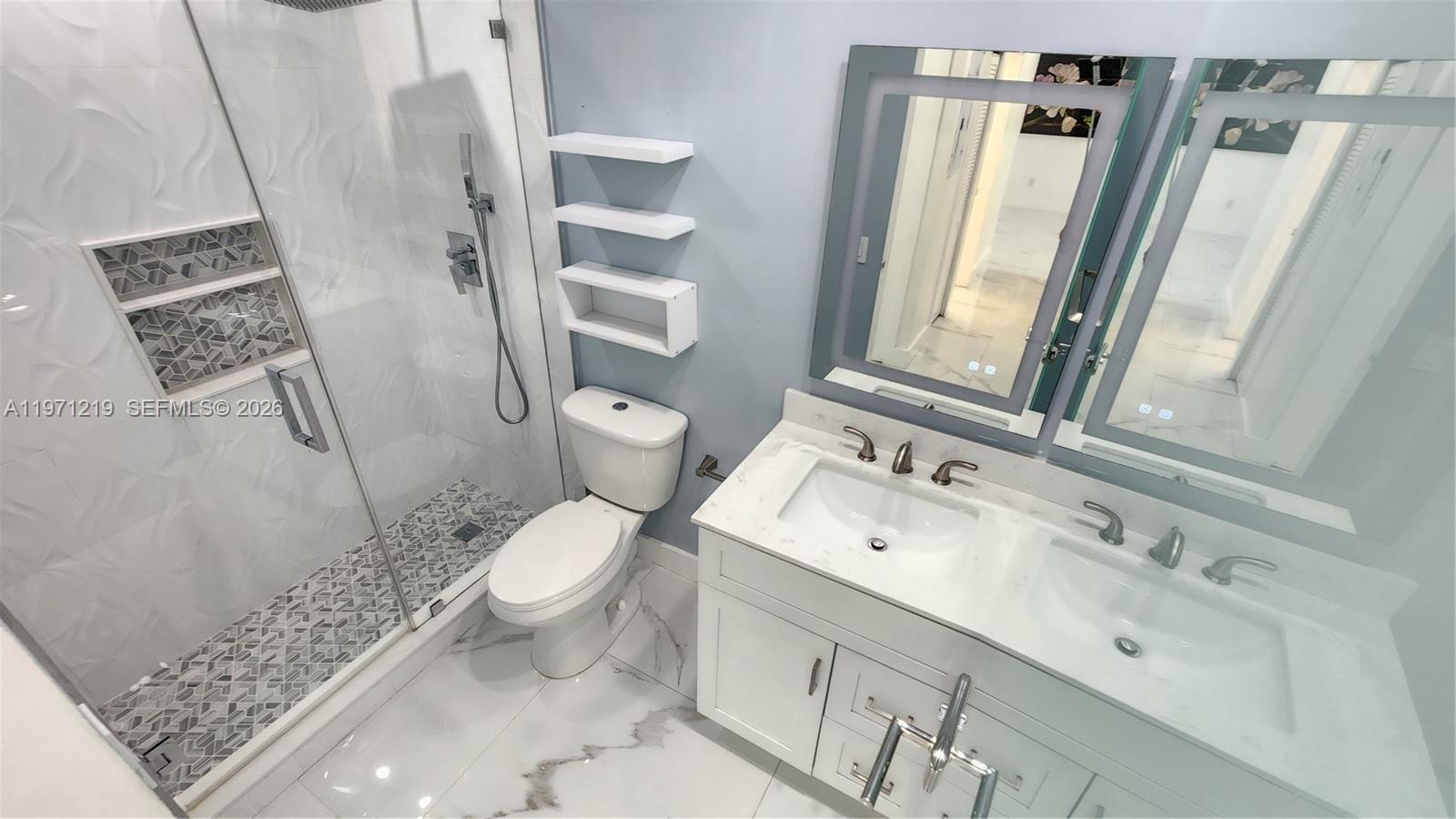 FOREST LAKES VILLAS - Residential