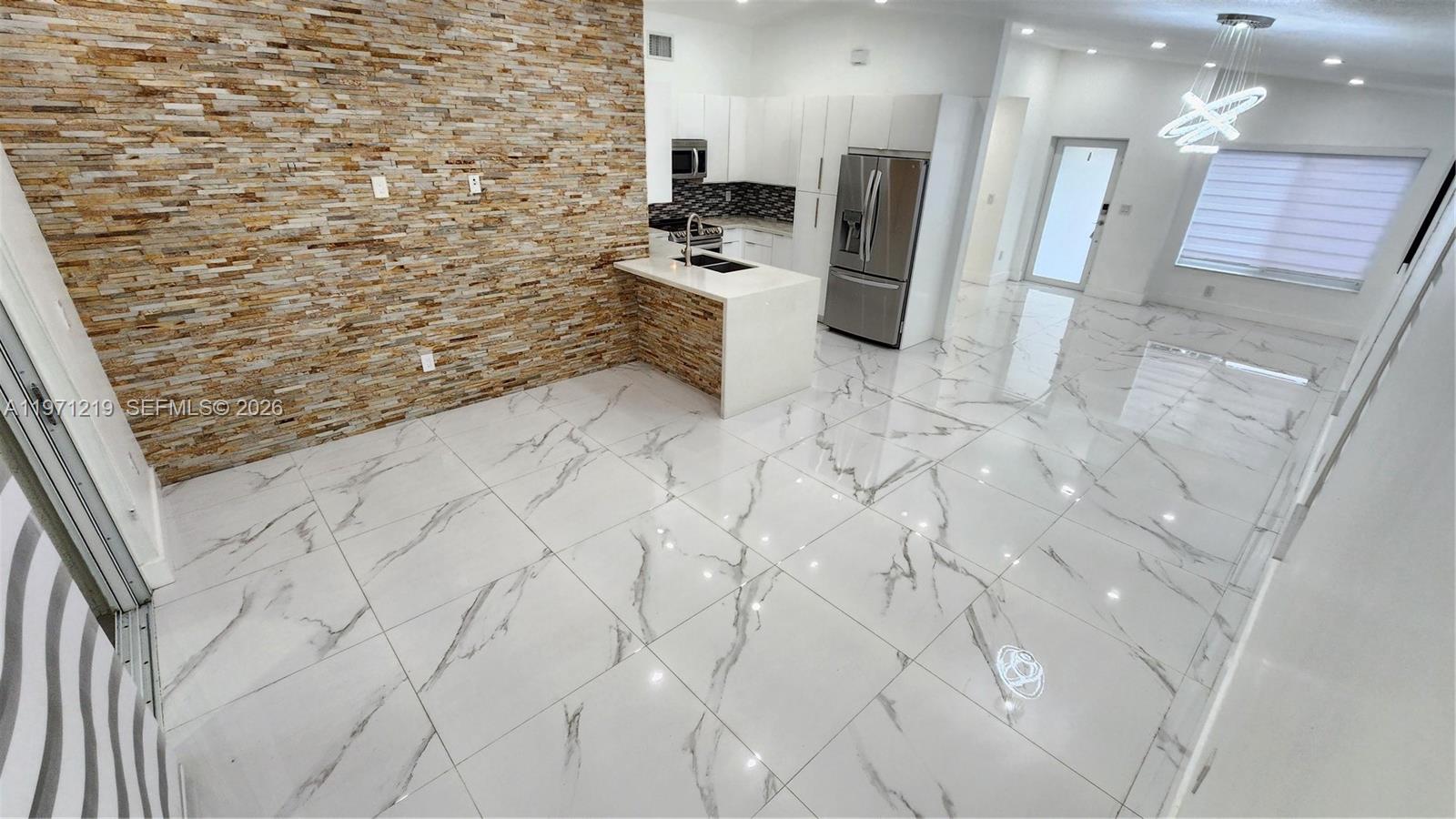 FOREST LAKES VILLAS - Residential