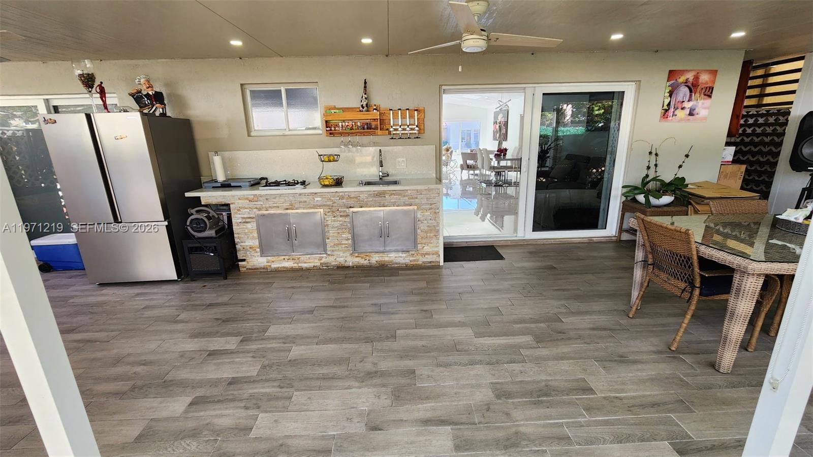 FOREST LAKES VILLAS - Residential