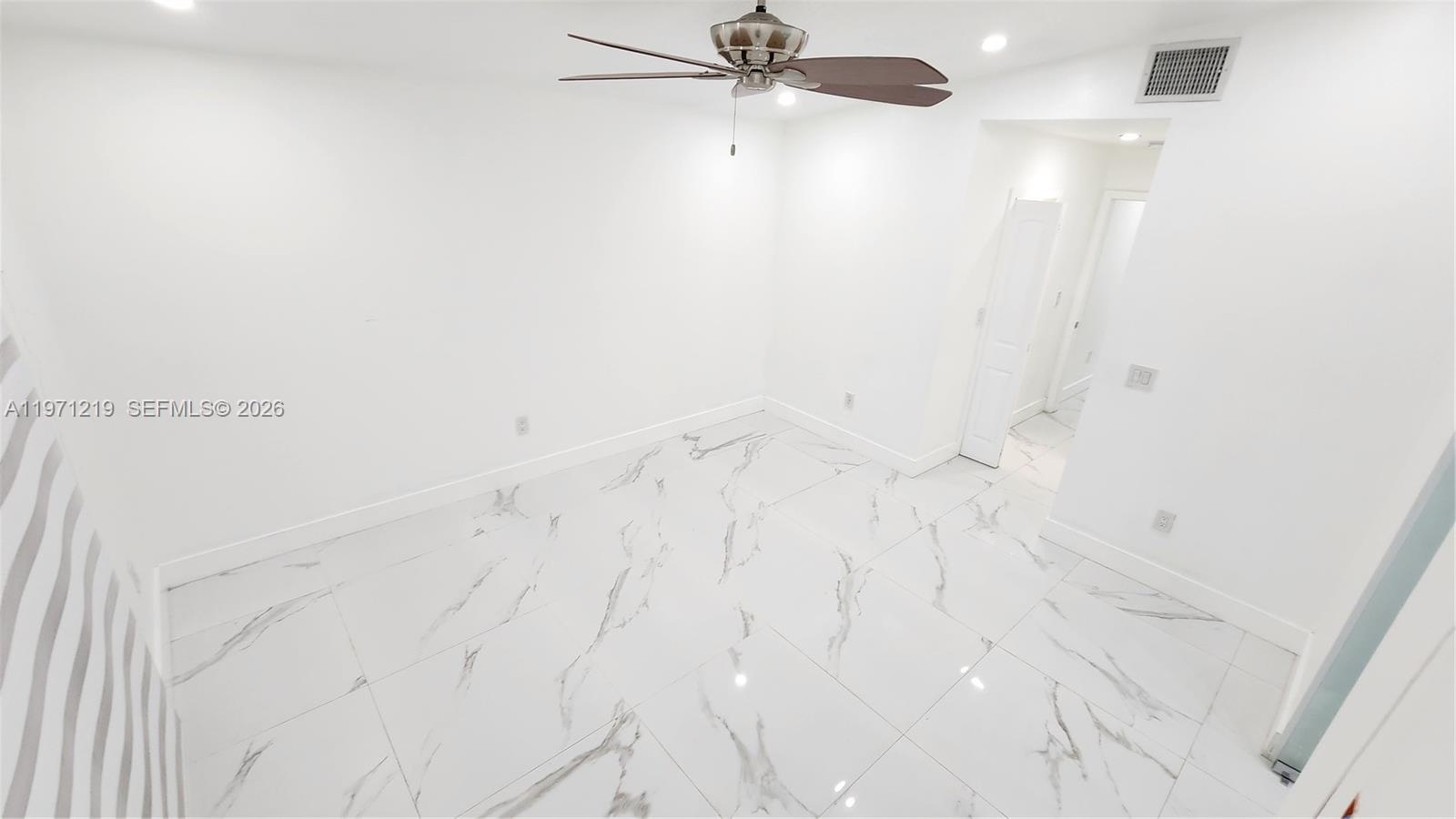 FOREST LAKES VILLAS - Residential