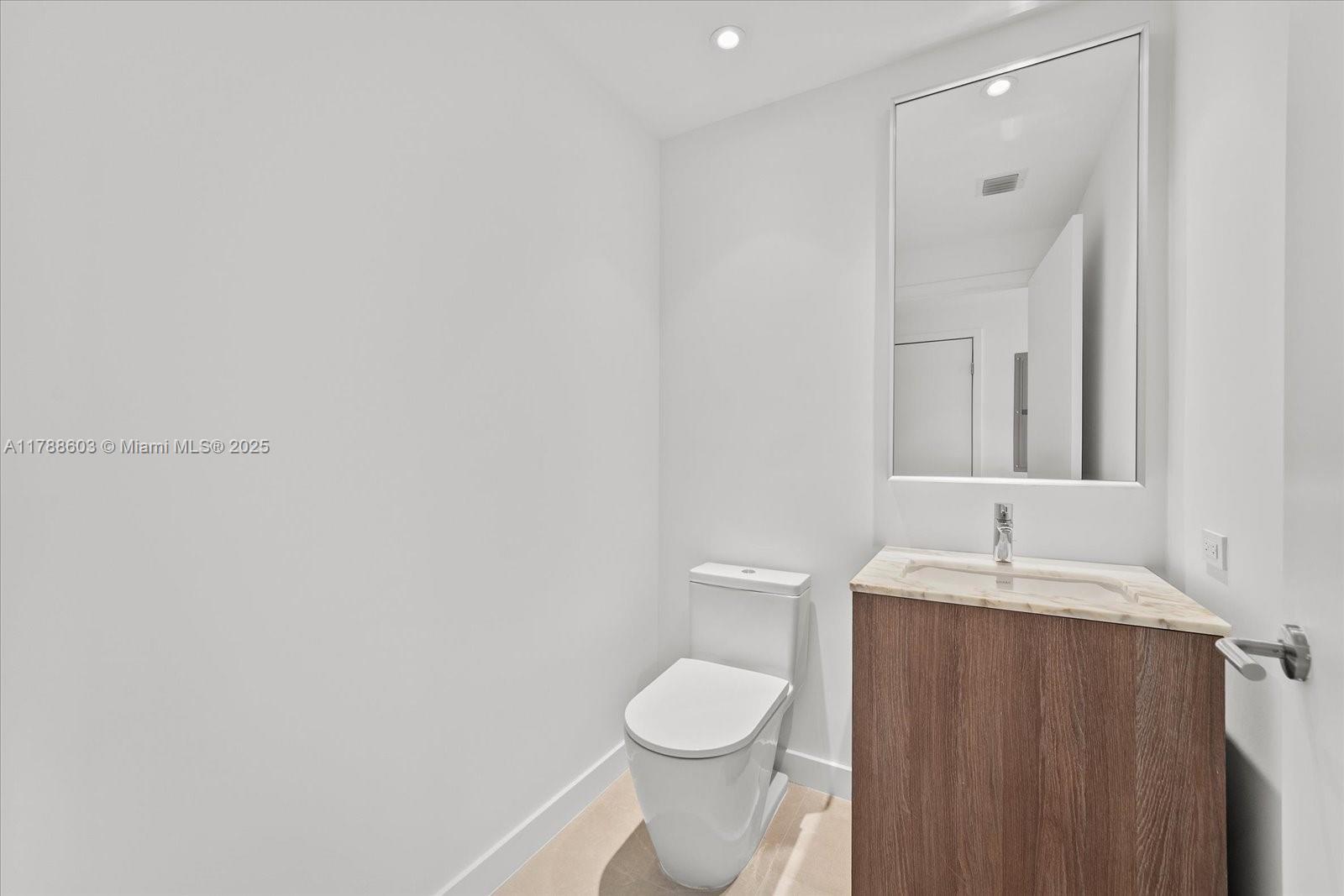 PARK RESIDENCE CONDO - Residential