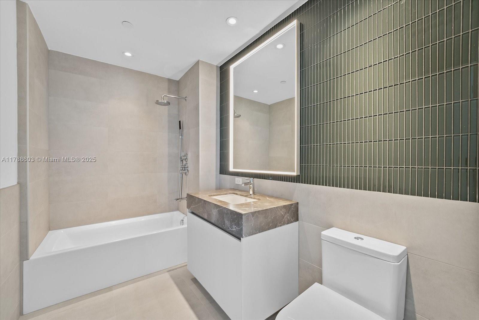 PARK RESIDENCE CONDO - Residential