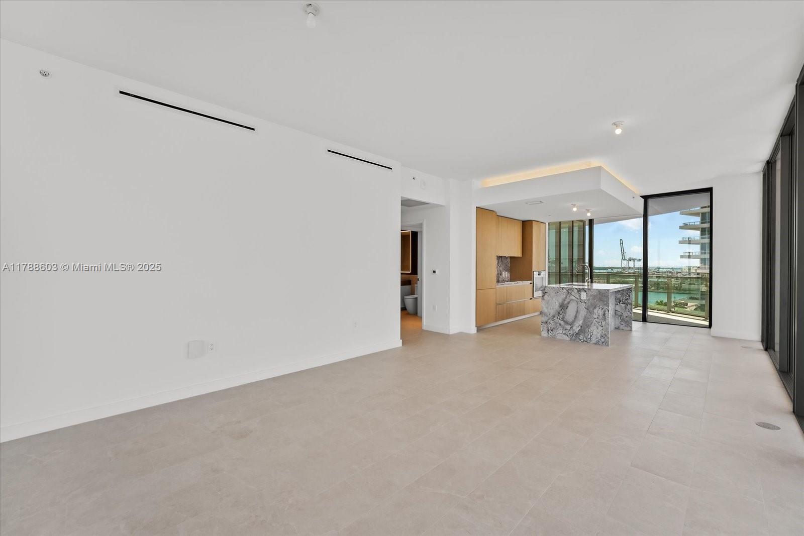 PARK RESIDENCE CONDO - Residential