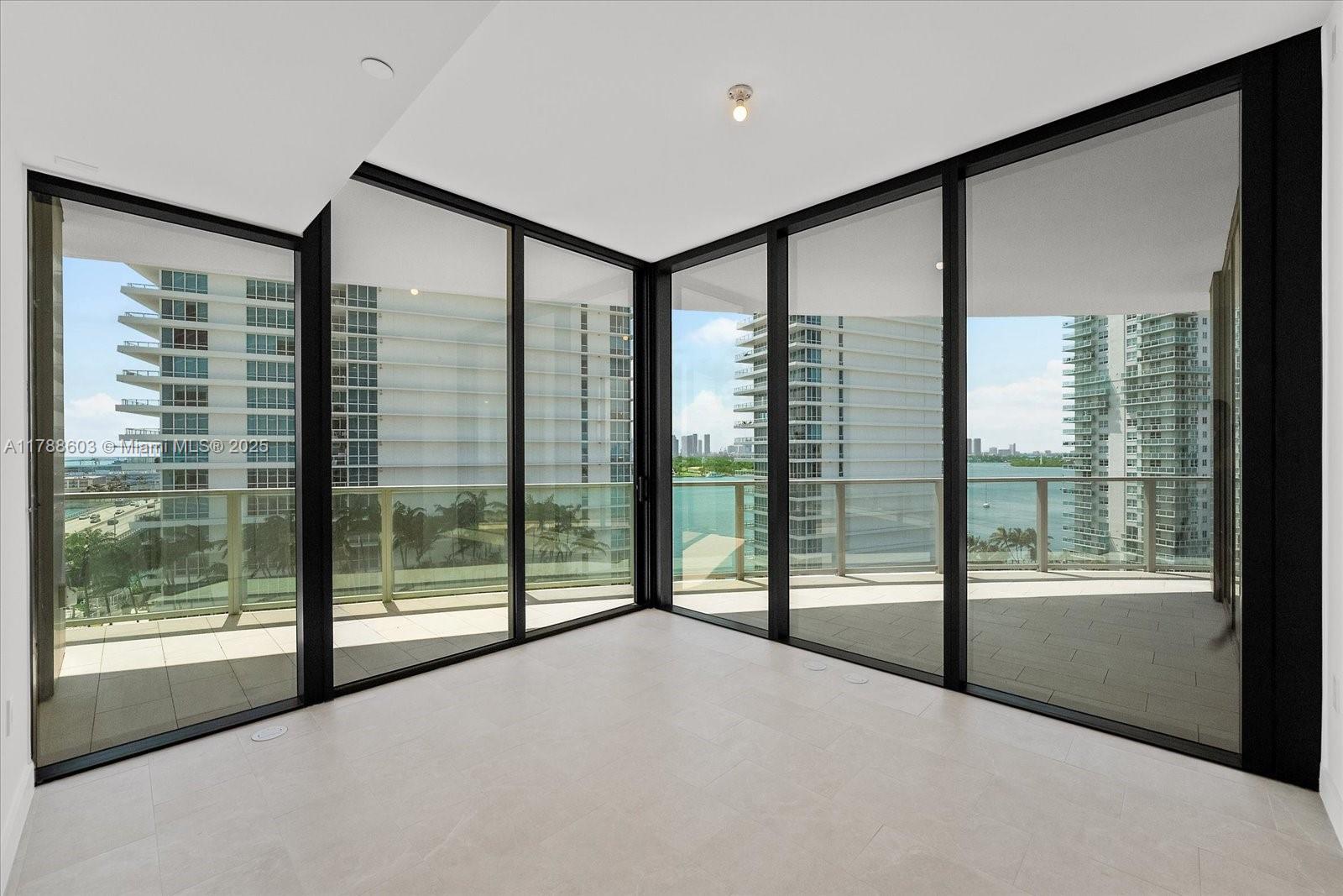 PARK RESIDENCE CONDO - Residential