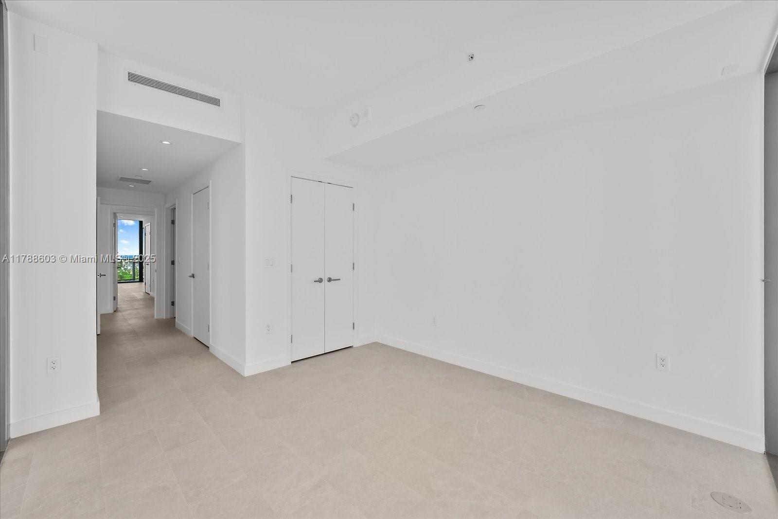 PARK RESIDENCE CONDO - Residential