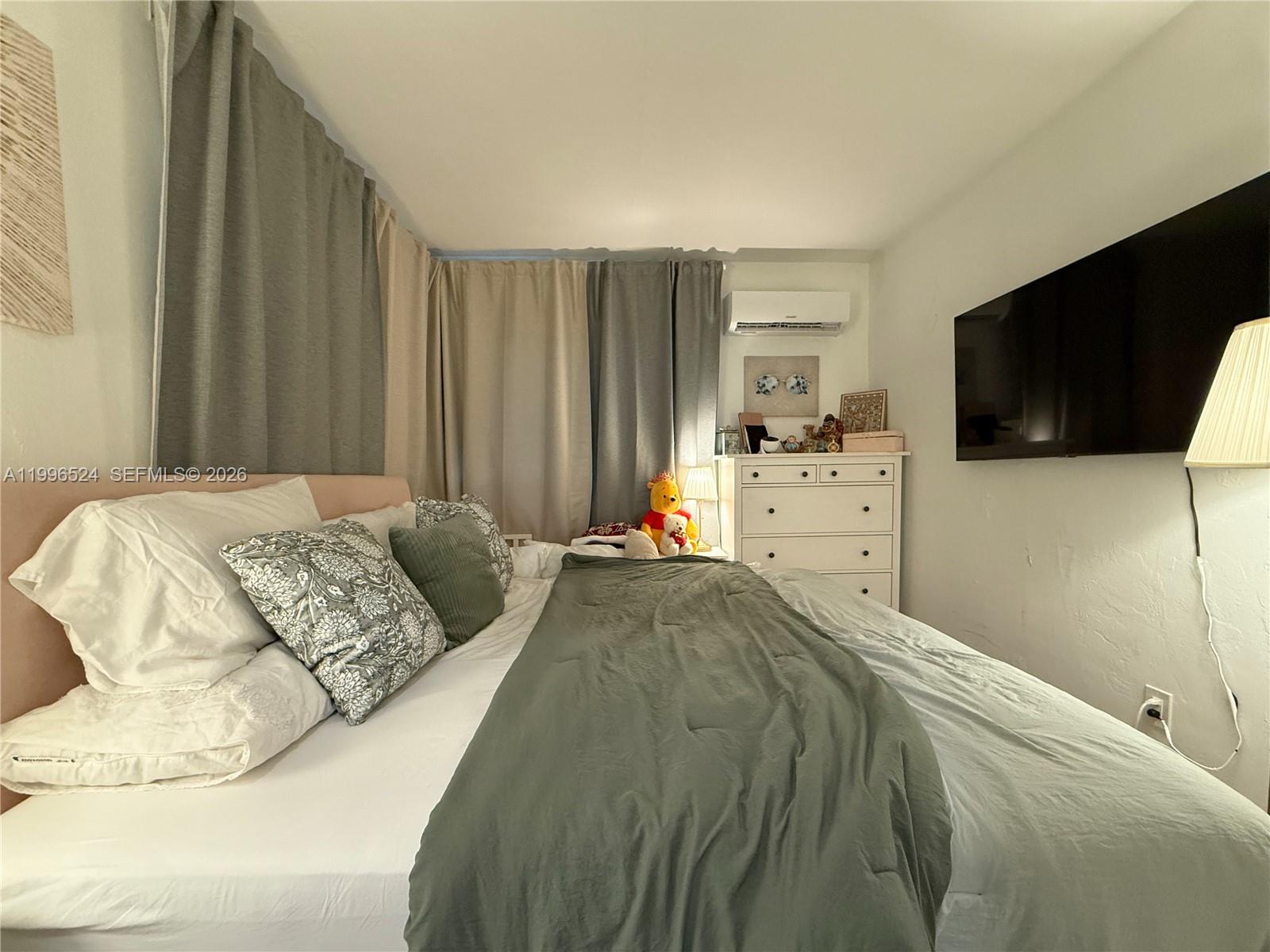 THE PINES - Residential Income