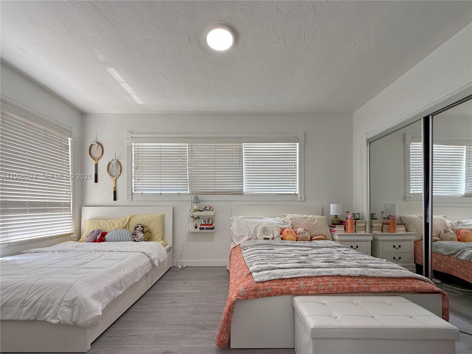 THE PINES - Residential Income