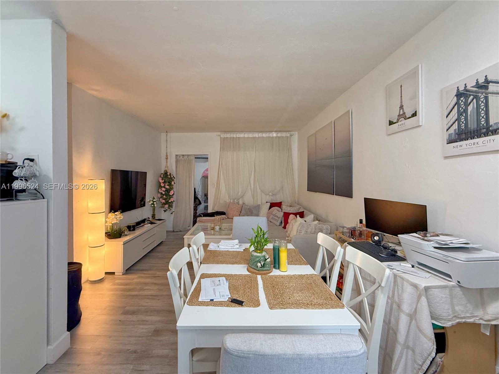 THE PINES - Residential Income