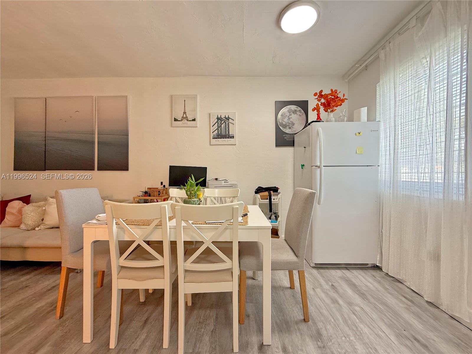 THE PINES - Residential Income