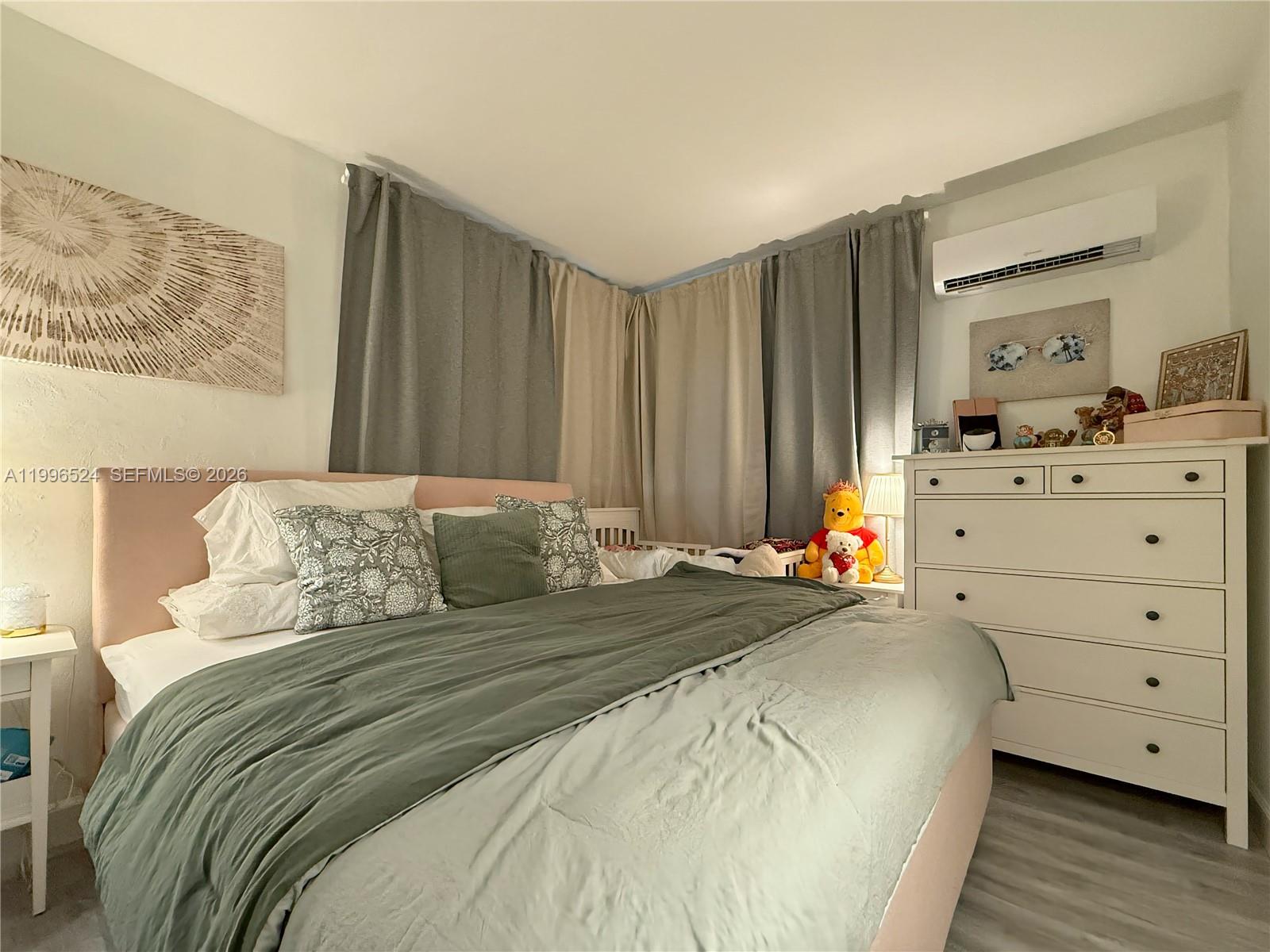 THE PINES - Residential Income