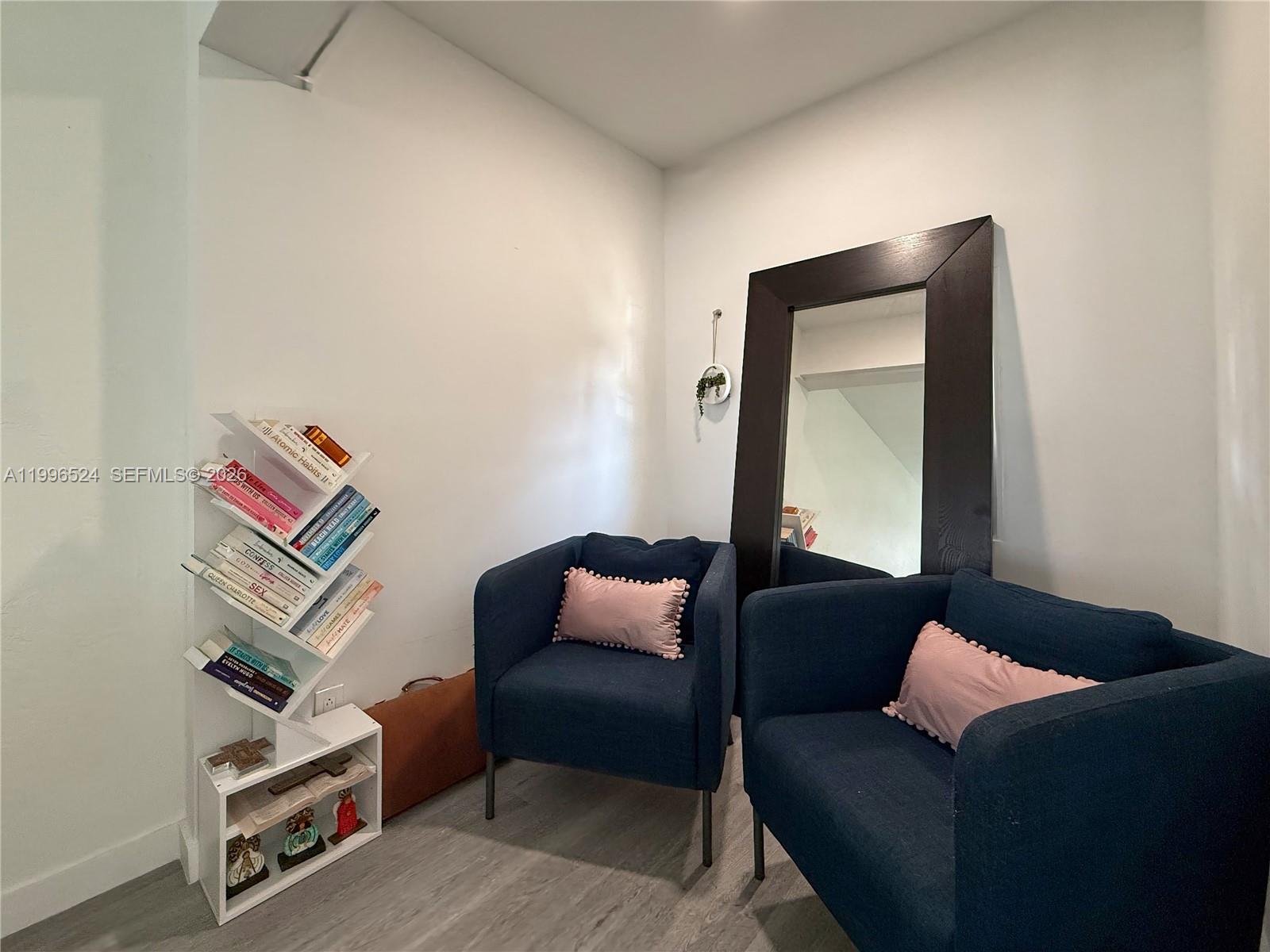 THE PINES - Residential Income