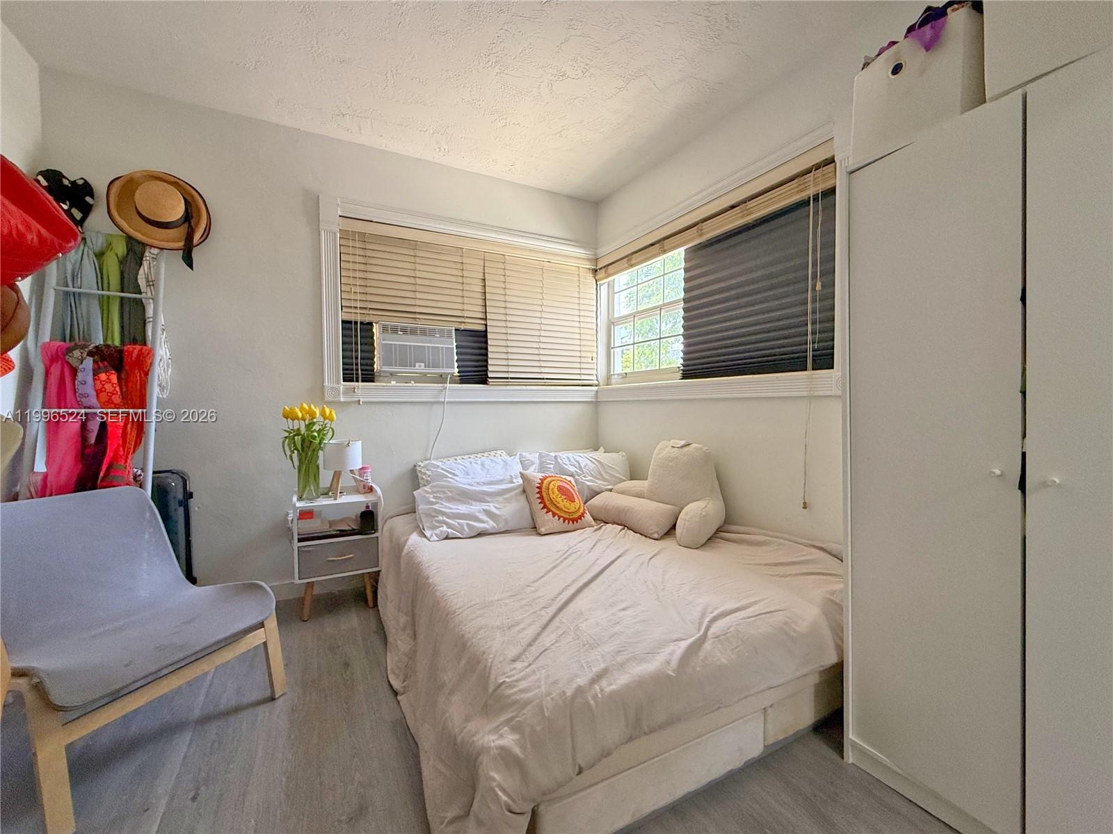 THE PINES - Residential Income