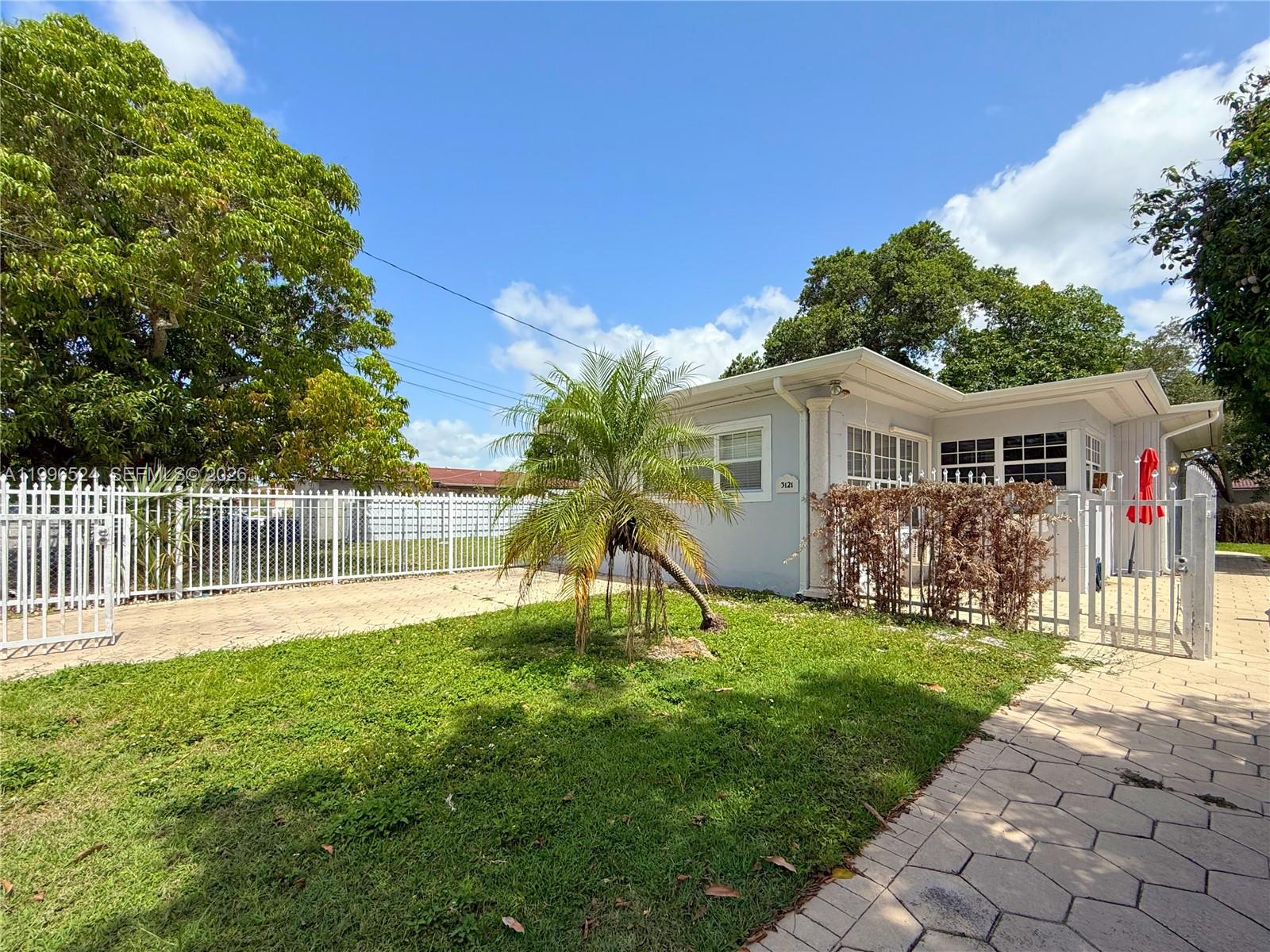 THE PINES - Residential Income