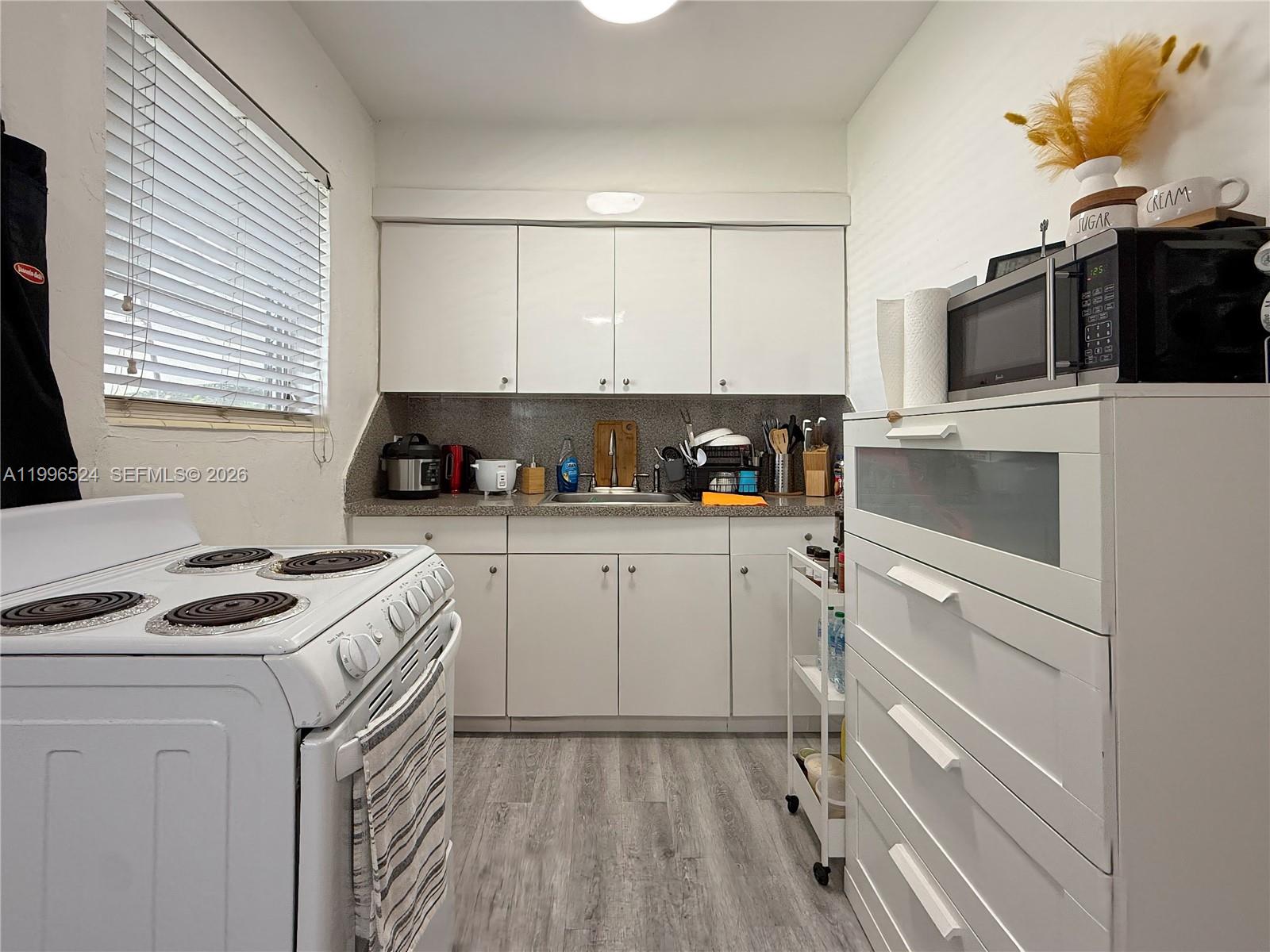 THE PINES - Residential Income