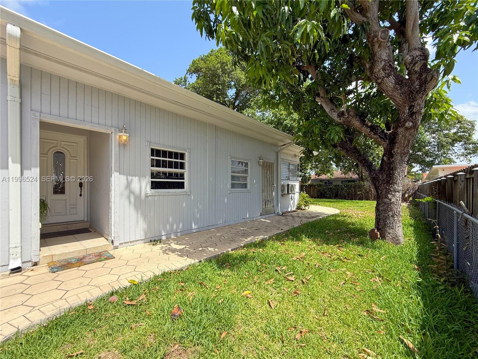 THE PINES - Residential Income