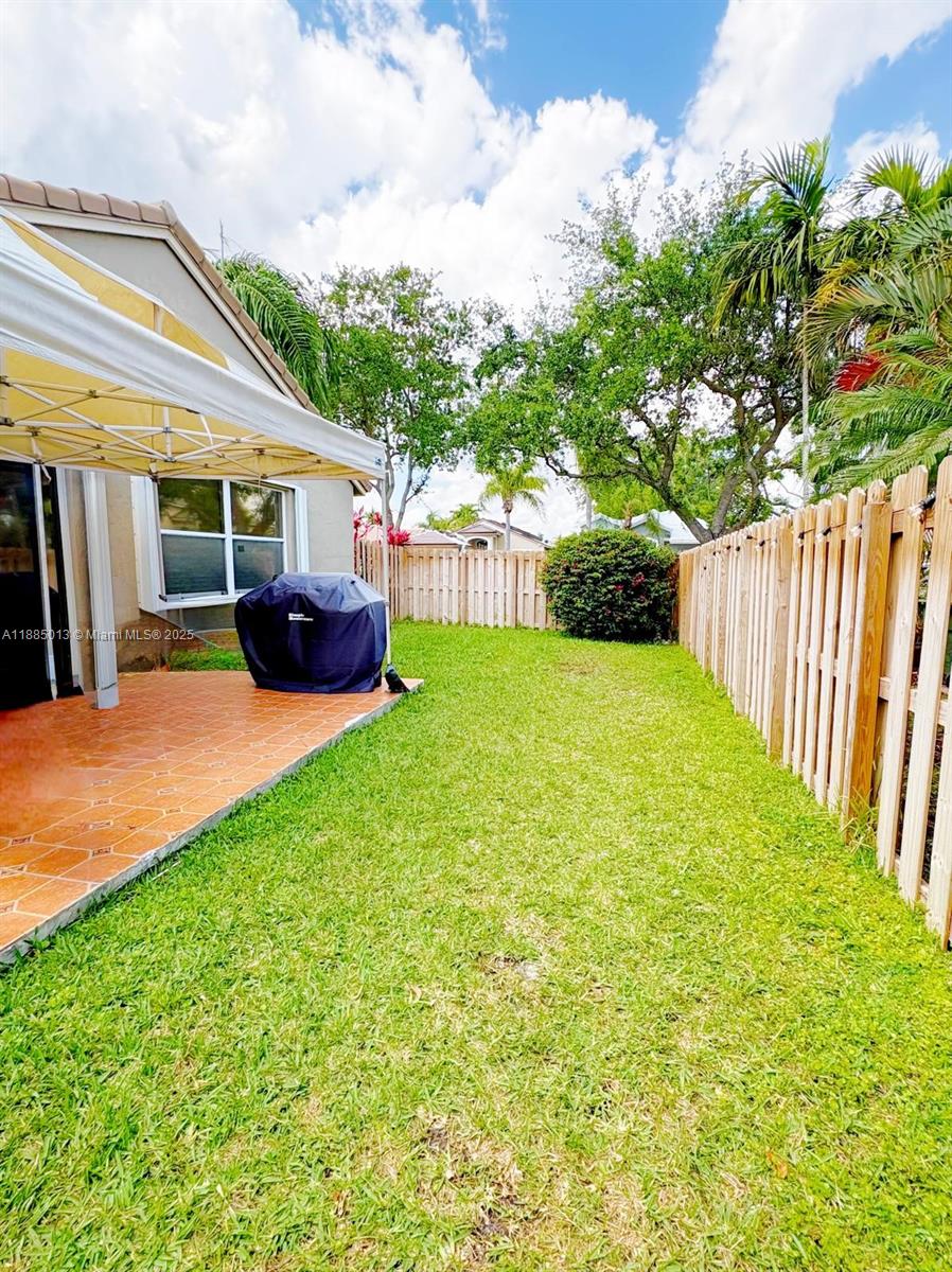 SAPPHIRE SHORES-SAPPHIRE - Residential Lease