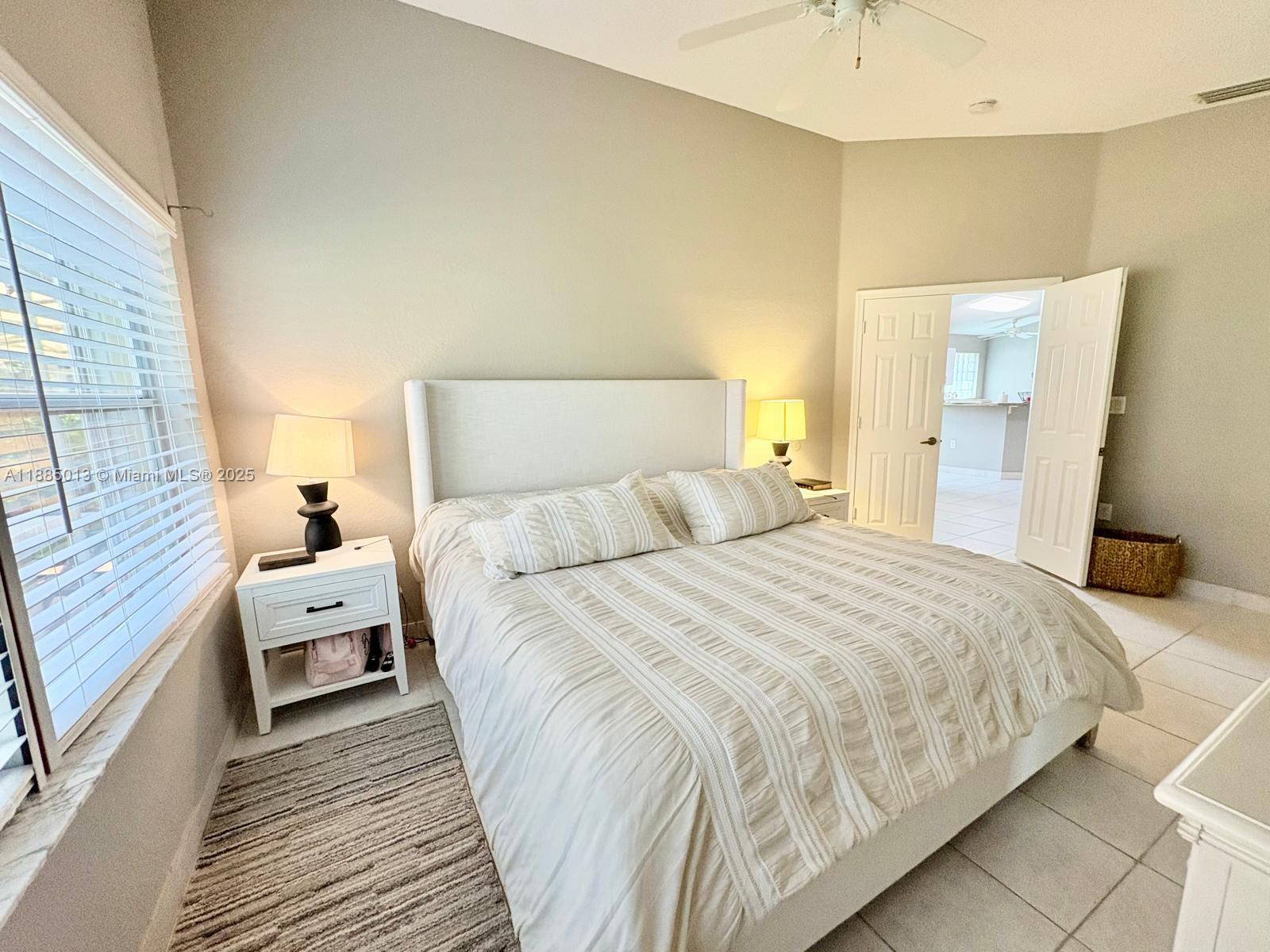 SAPPHIRE SHORES-SAPPHIRE - Residential Lease