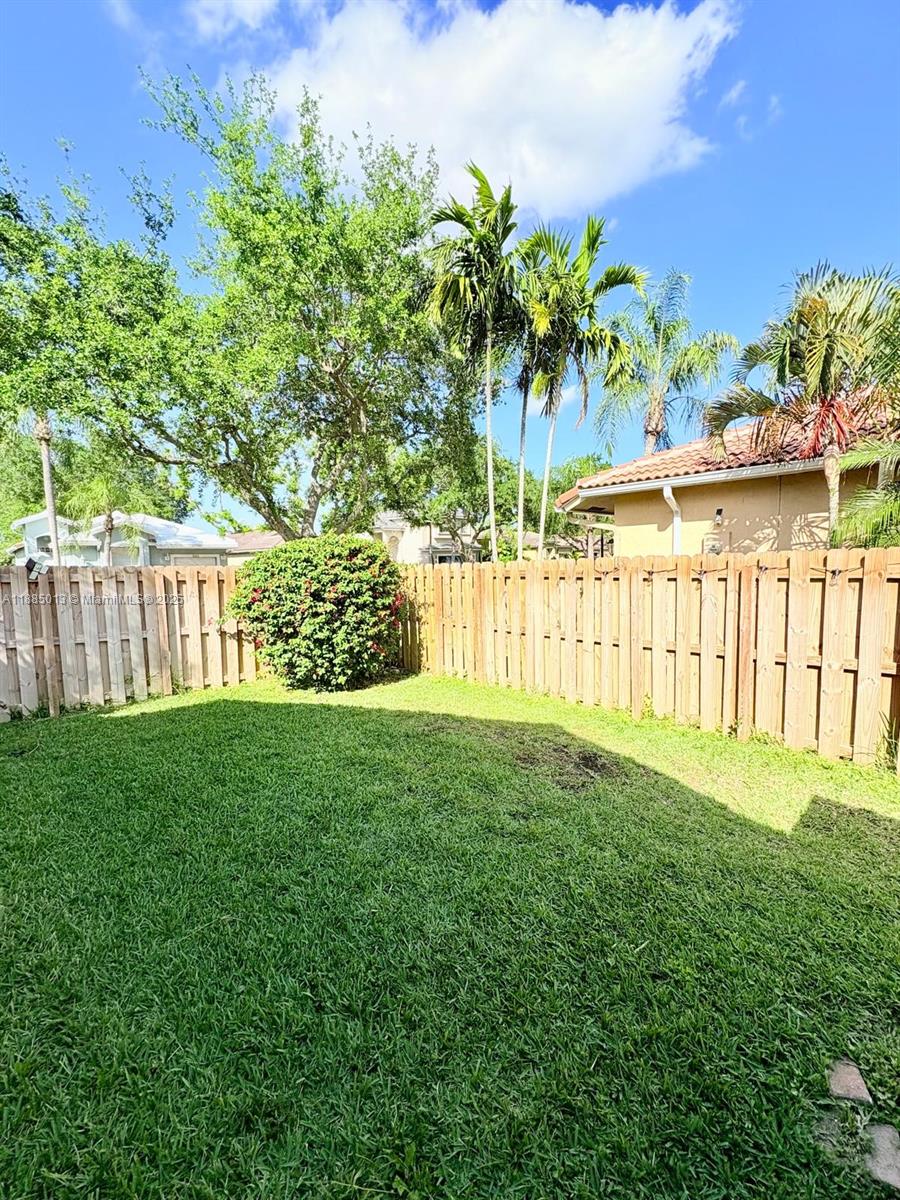 SAPPHIRE SHORES-SAPPHIRE - Residential Lease