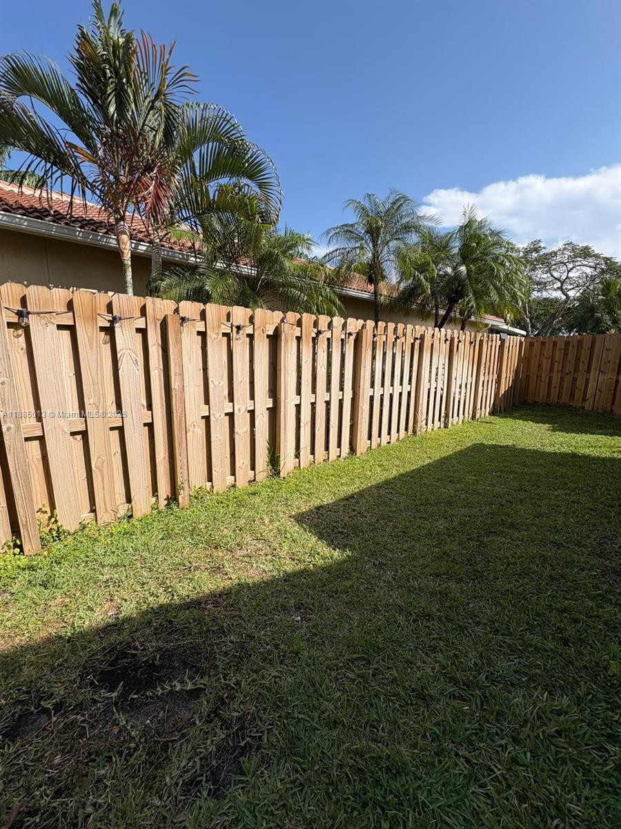 SAPPHIRE SHORES-SAPPHIRE - Residential Lease