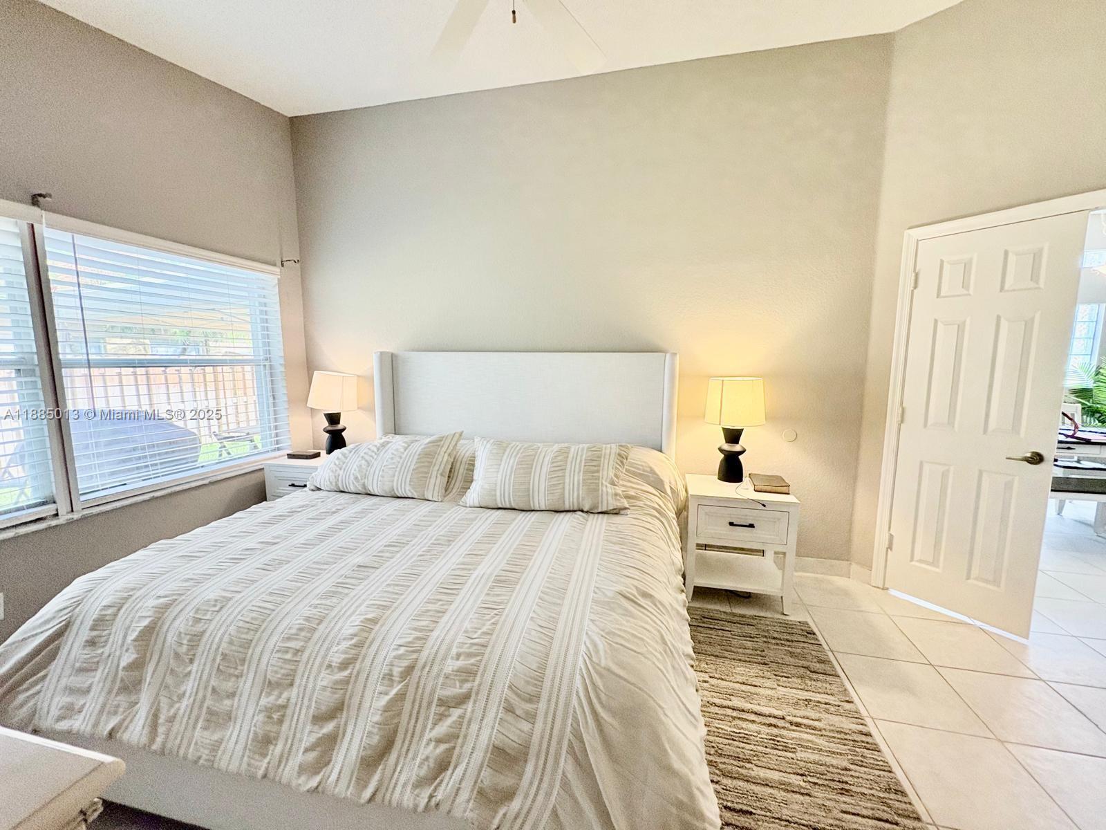 SAPPHIRE SHORES-SAPPHIRE - Residential Lease