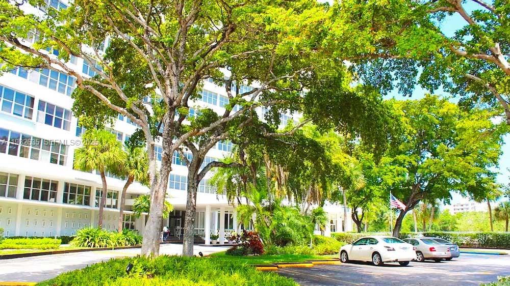 PARKVIEW POINT CONDO - Residential Lease