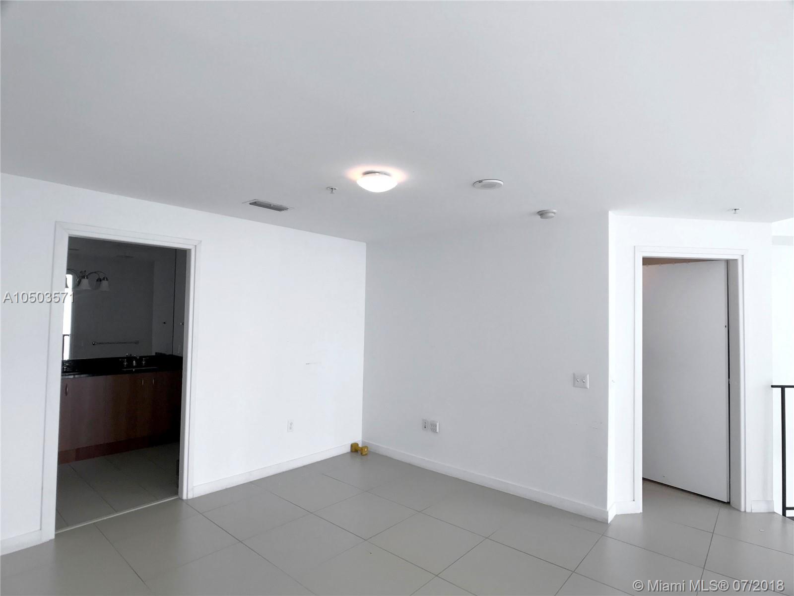 MET 1 CONDO - Residential Lease