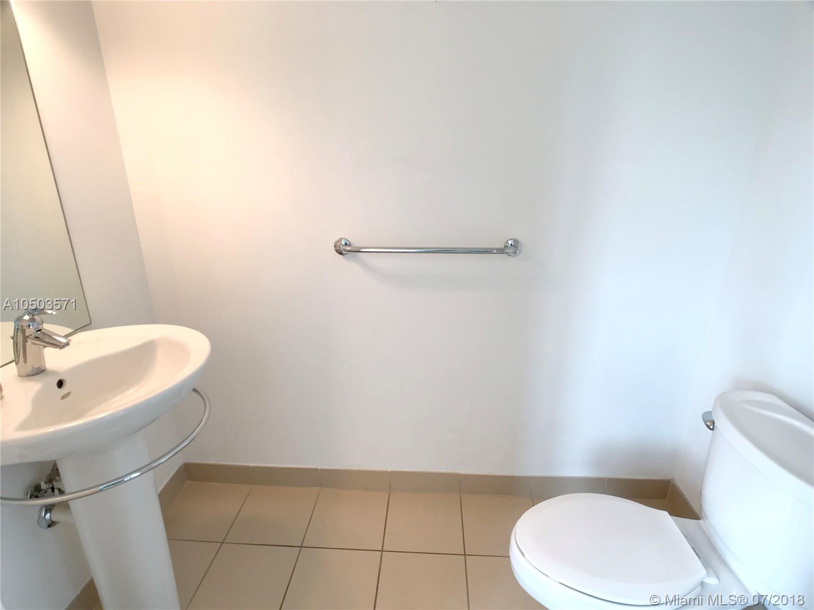 MET 1 CONDO - Residential Lease