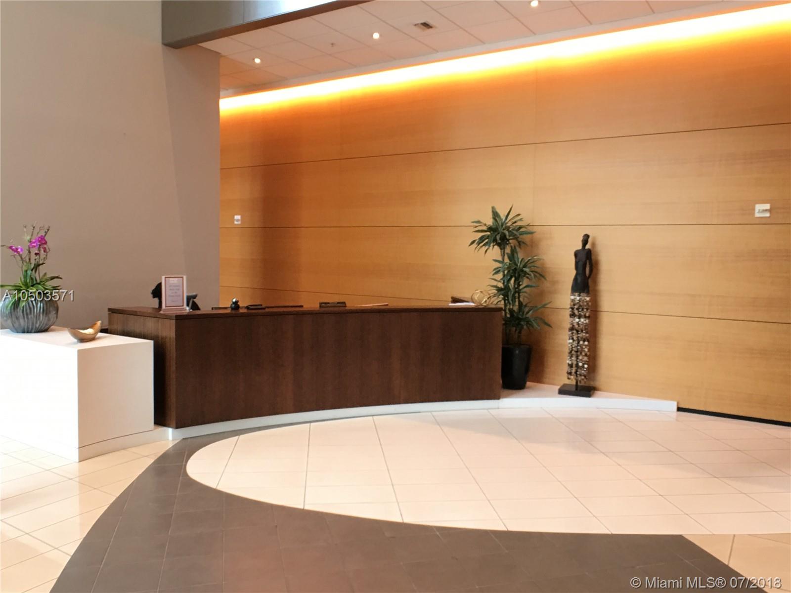 MET 1 CONDO - Residential Lease