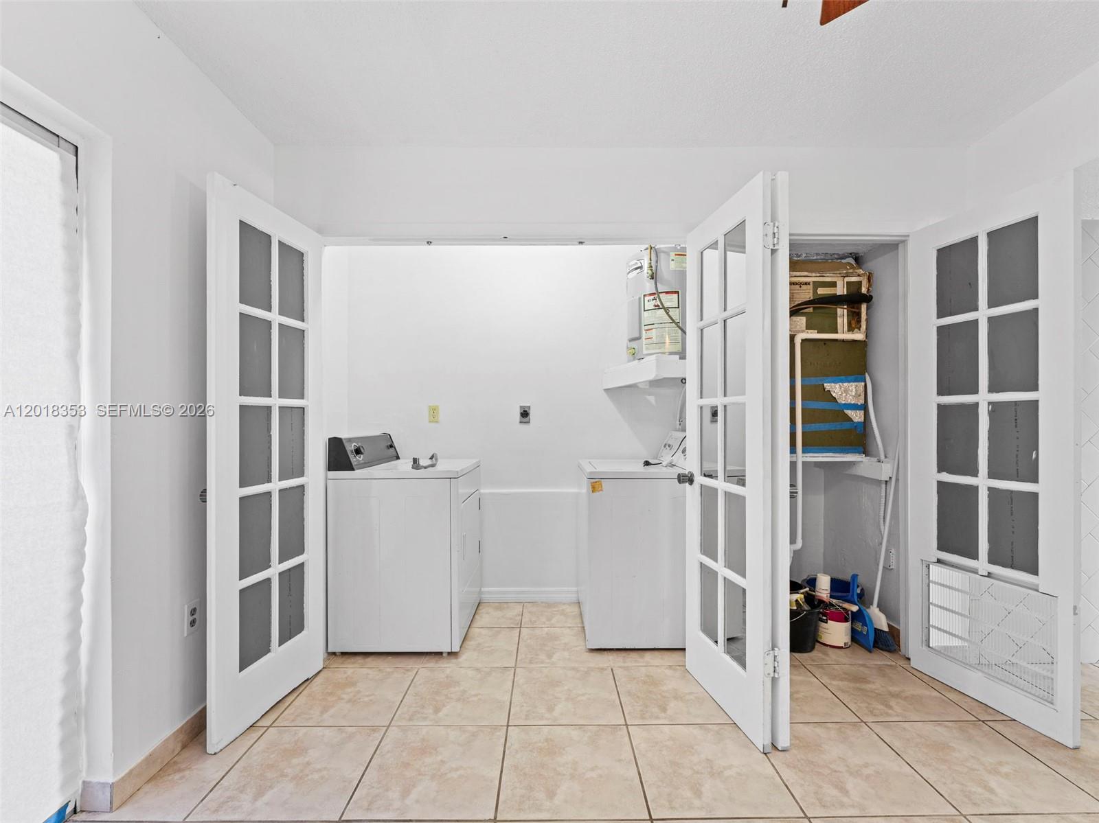 PARADISE VILLAS CONDO - Residential