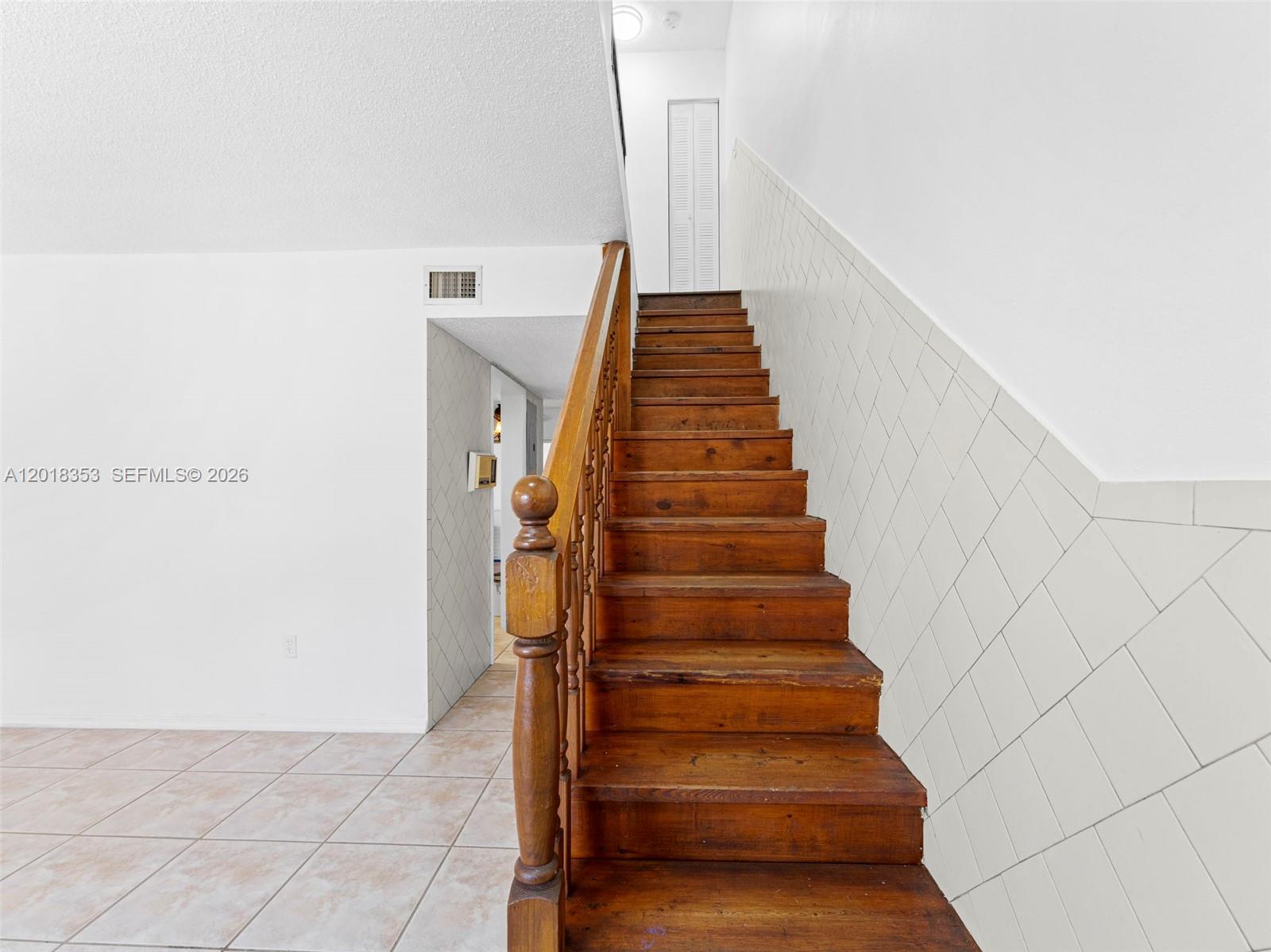 PARADISE VILLAS CONDO - Residential