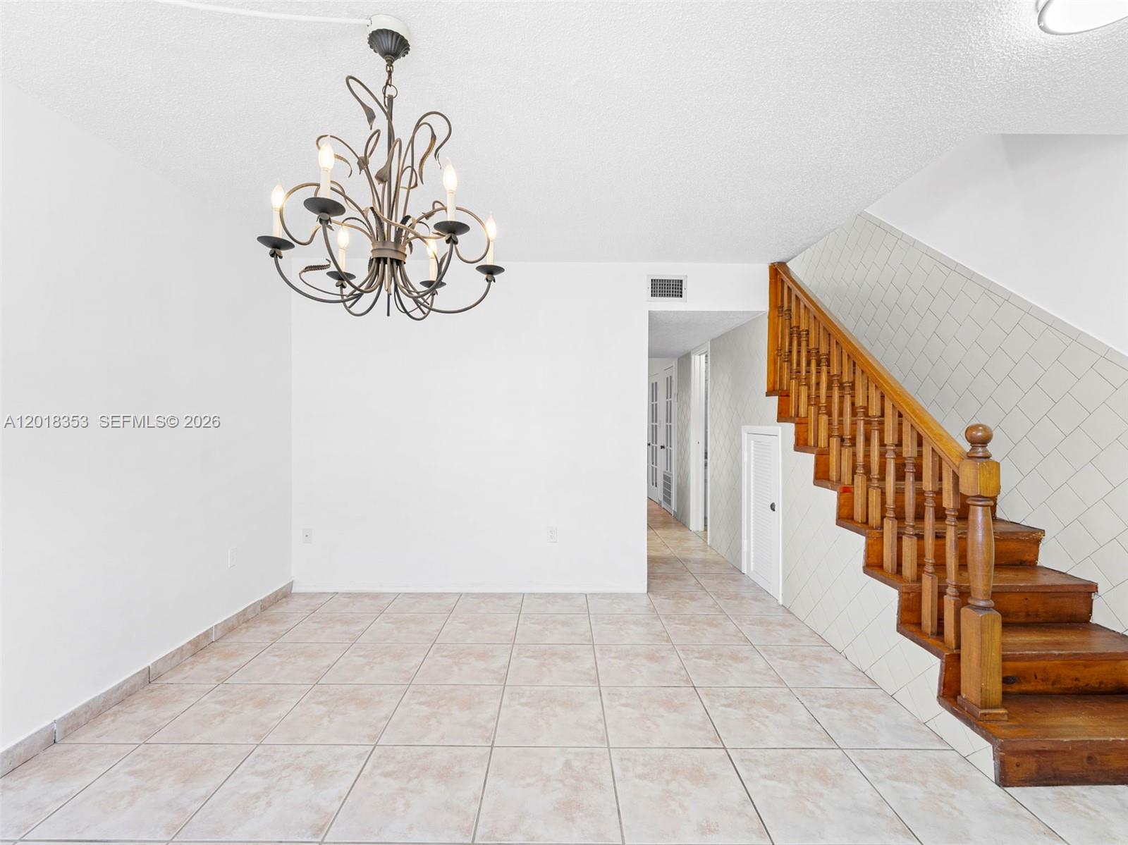 PARADISE VILLAS CONDO - Residential