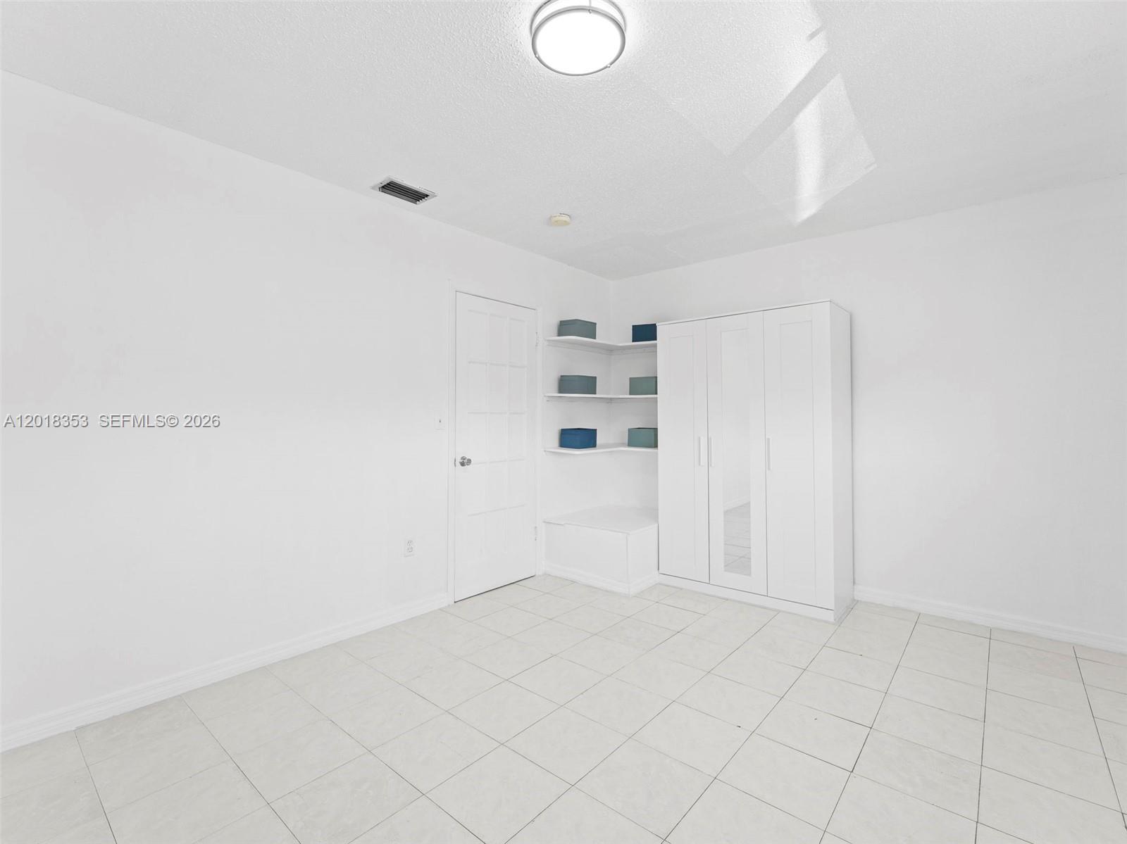 PARADISE VILLAS CONDO - Residential