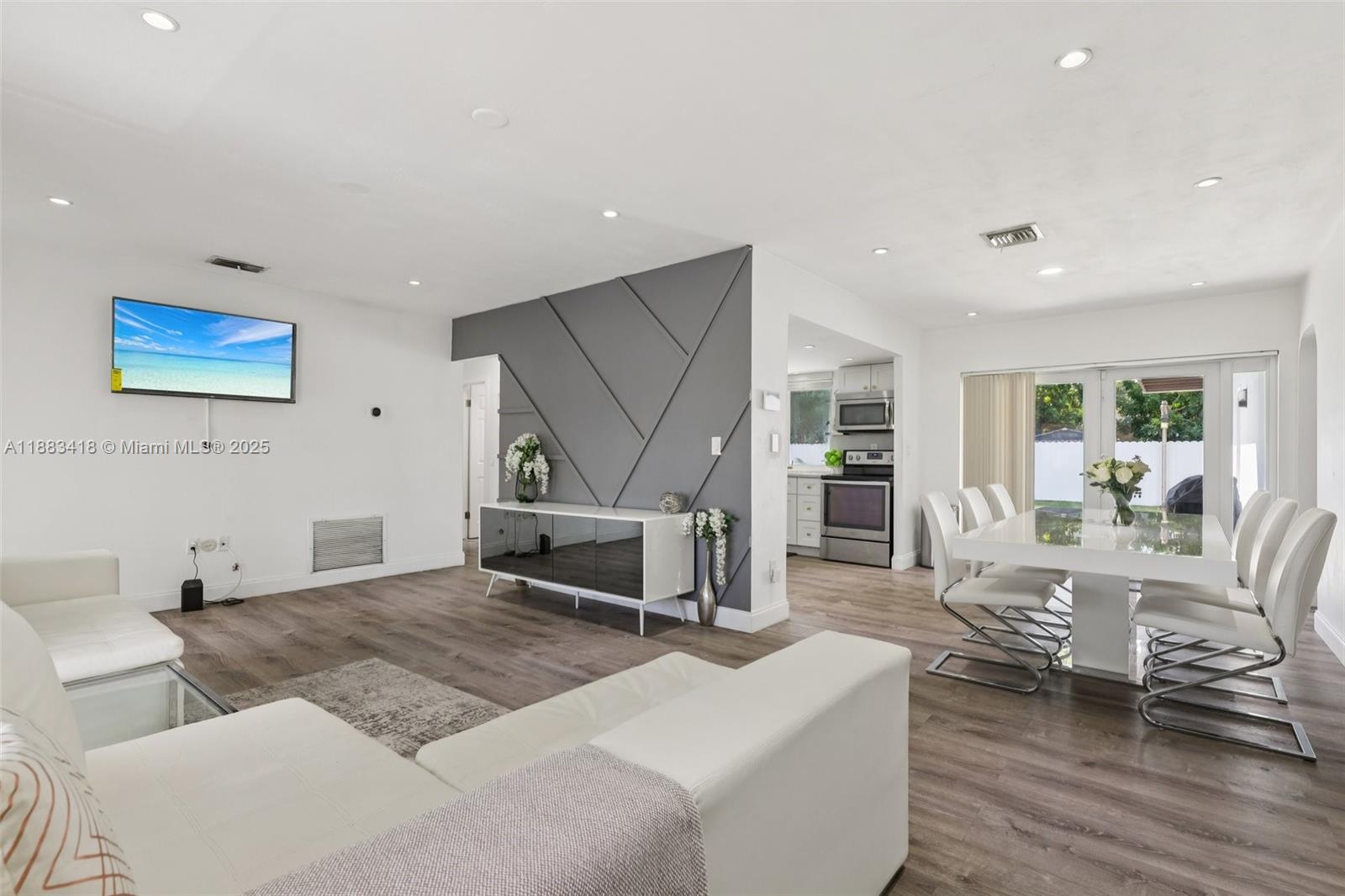 MIRAMAR SEC 14 - Residential