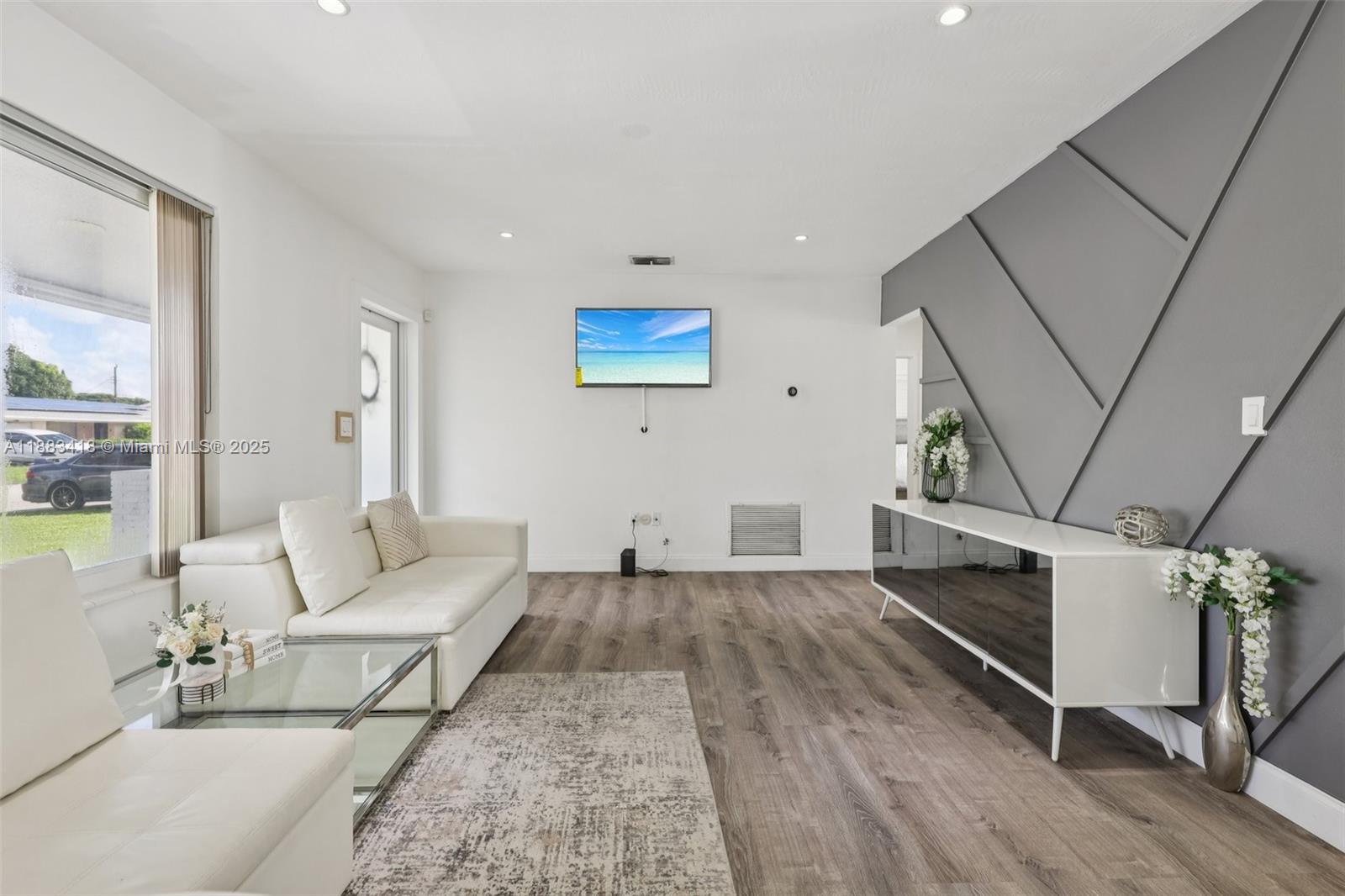 MIRAMAR SEC 14 - Residential