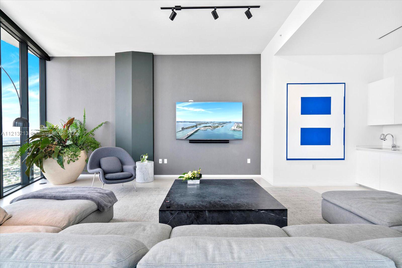 ONE THOUSAND MUSEUM CONDO - Residential