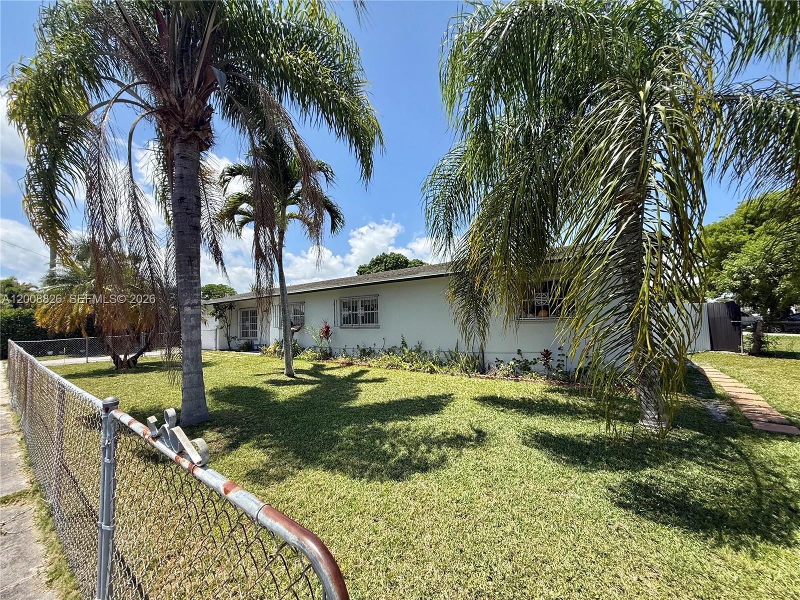 FAIRWAY PLAZA - Residential