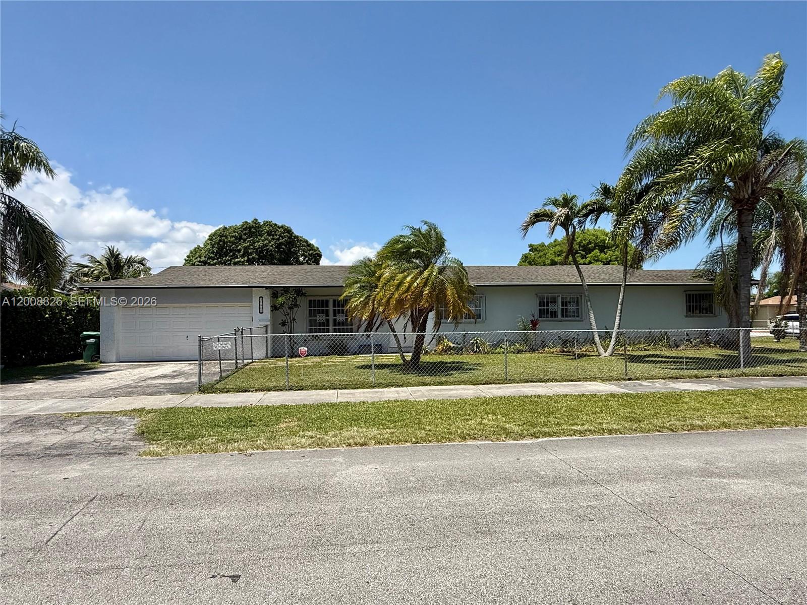 FAIRWAY PLAZA - Residential