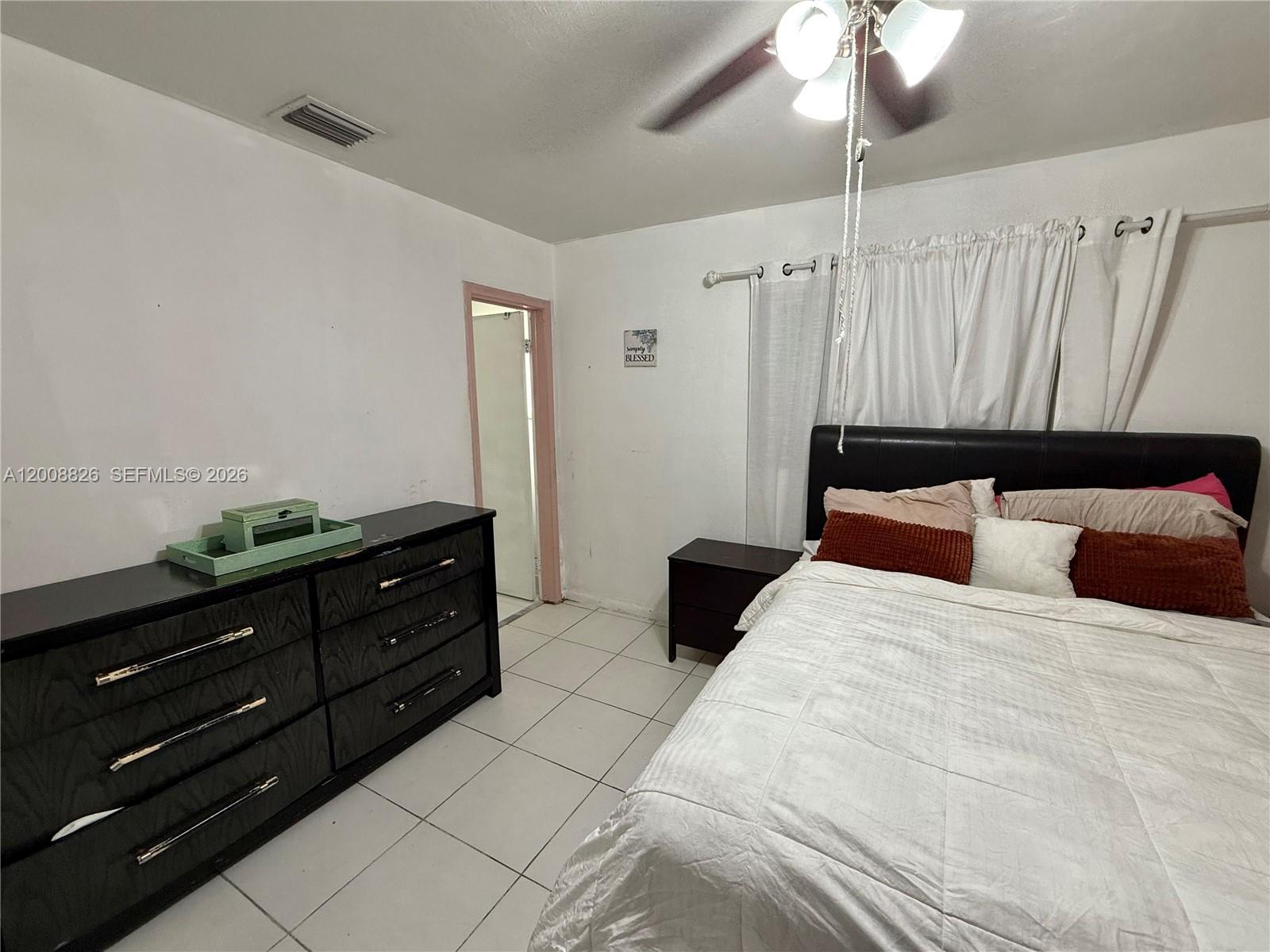FAIRWAY PLAZA - Residential